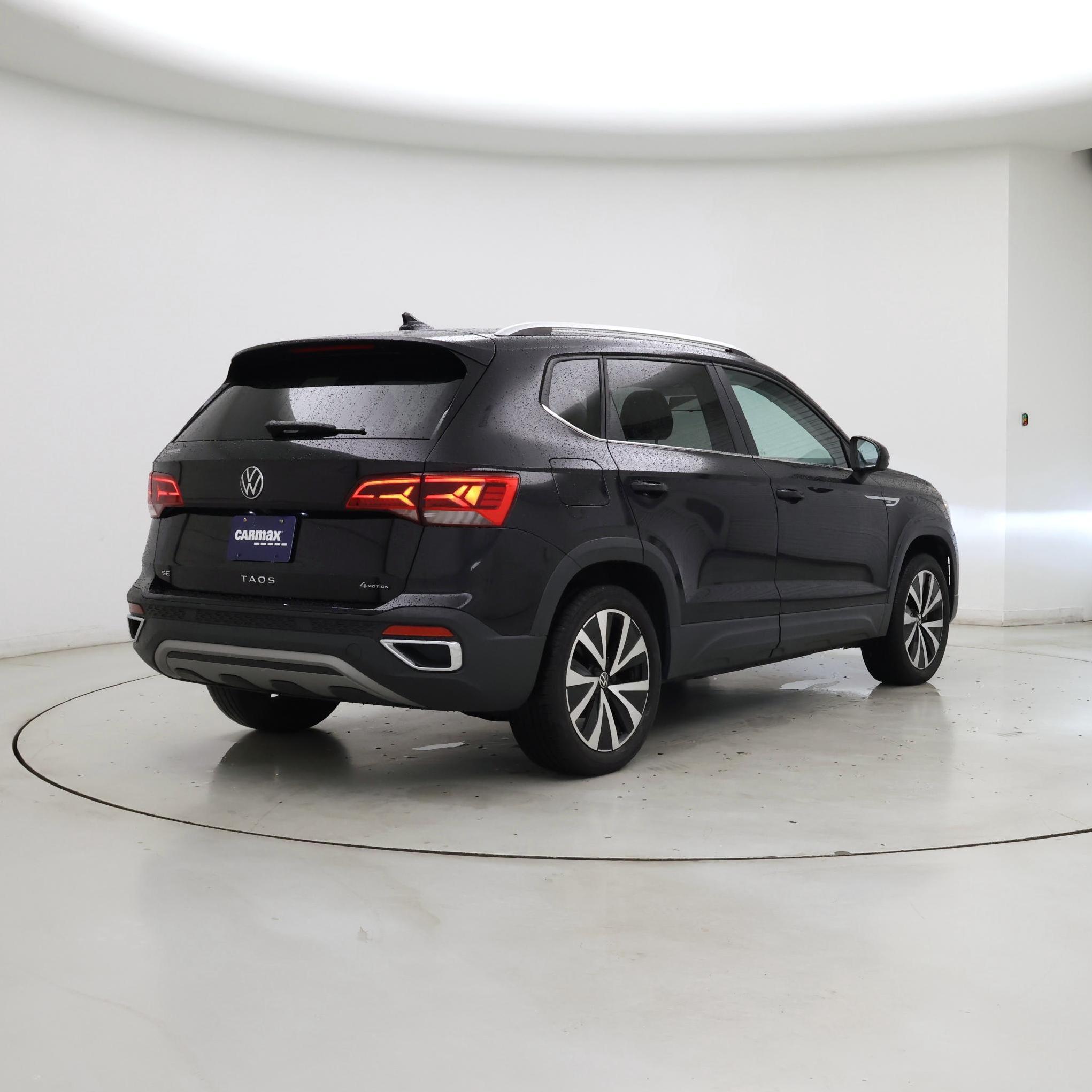 Thumbnail: 2022 Volkswagen Taos - 8