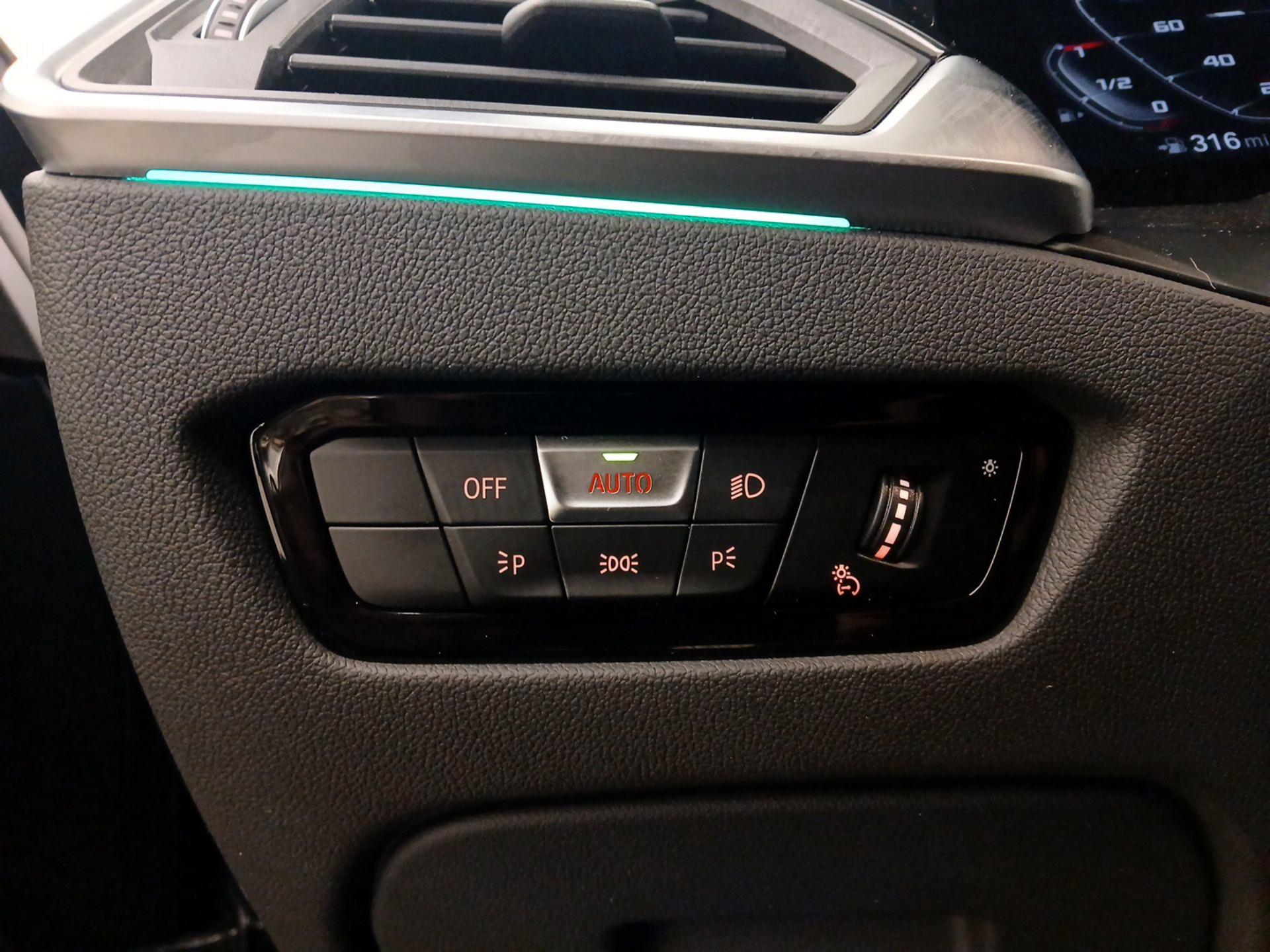 Thumbnail: 2022 BMW M3 - 13