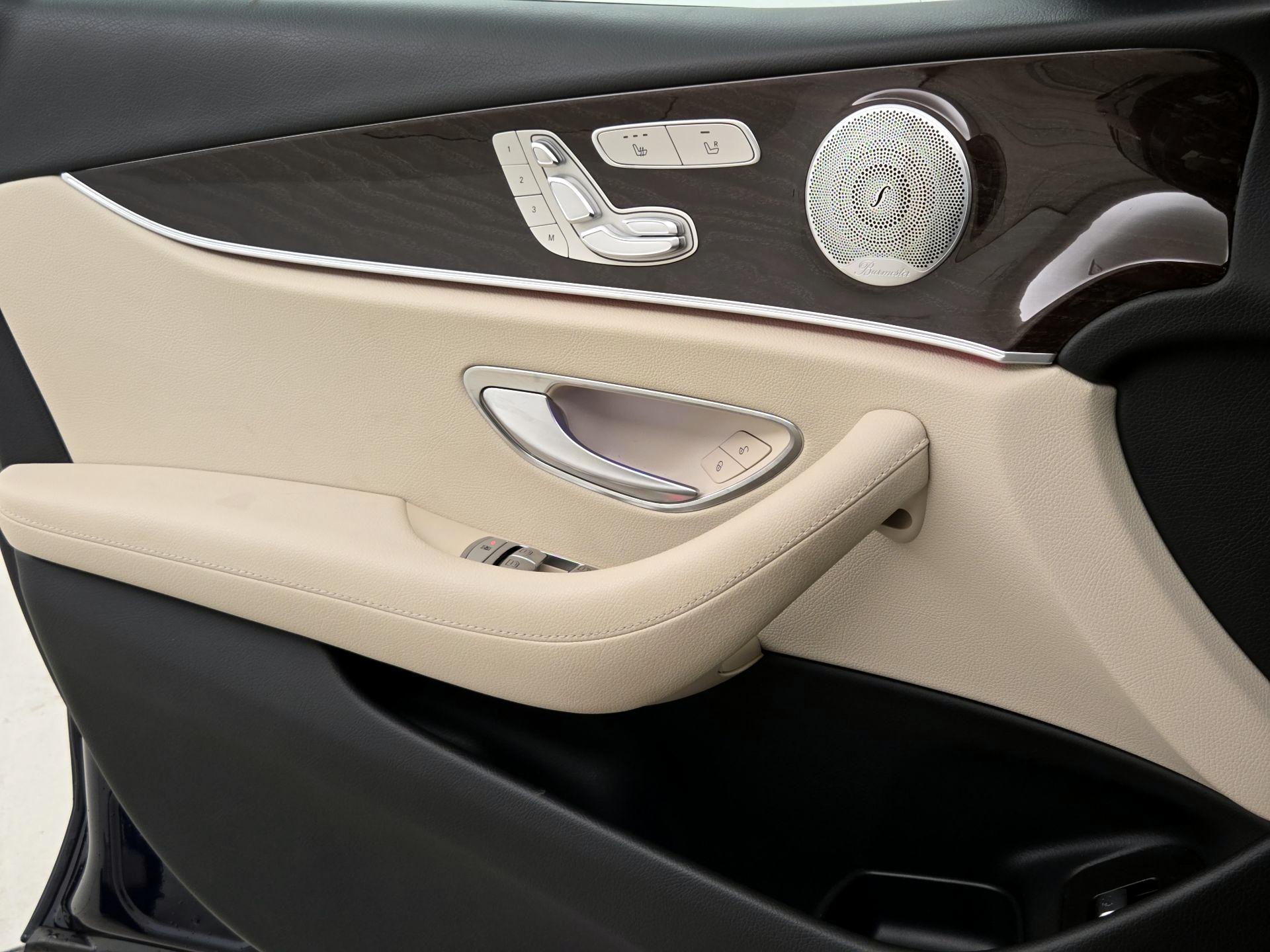 Thumbnail: 2019 Mercedes-Benz E-Class - 12