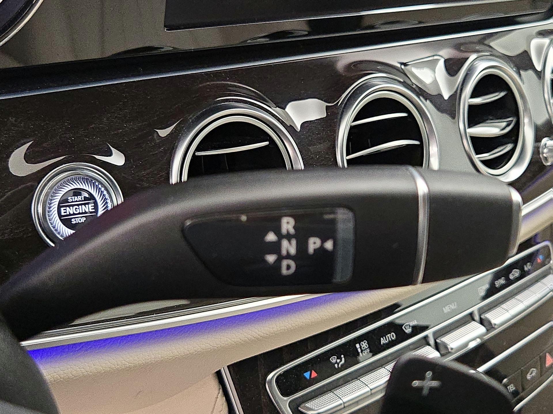 Thumbnail: 2019 Mercedes-Benz E-Class - 18