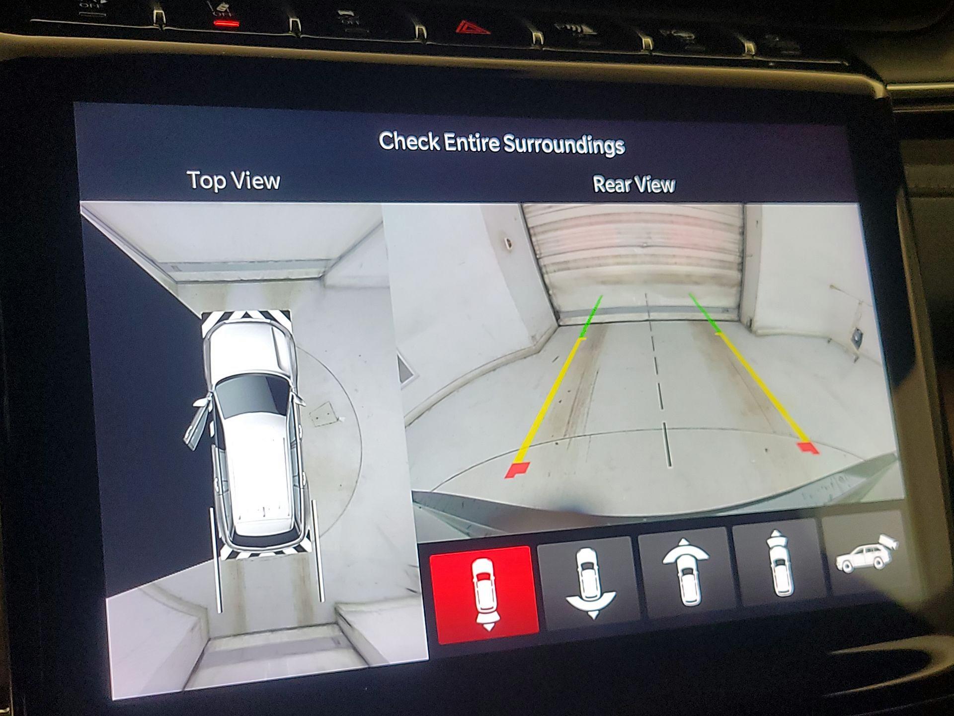 Thumbnail: 2023 Jeep Grand Cherokee - 14