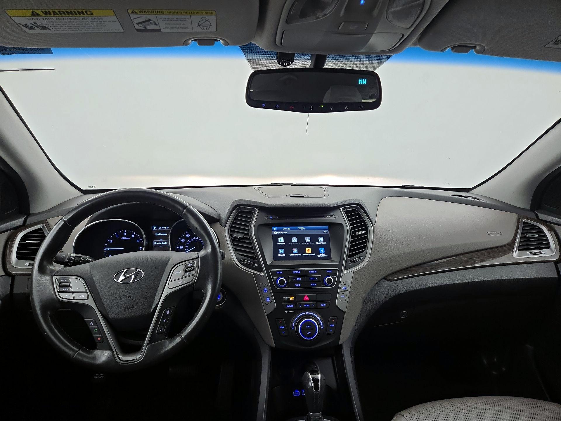 Thumbnail: 2017 Hyundai Santa Fe - 9