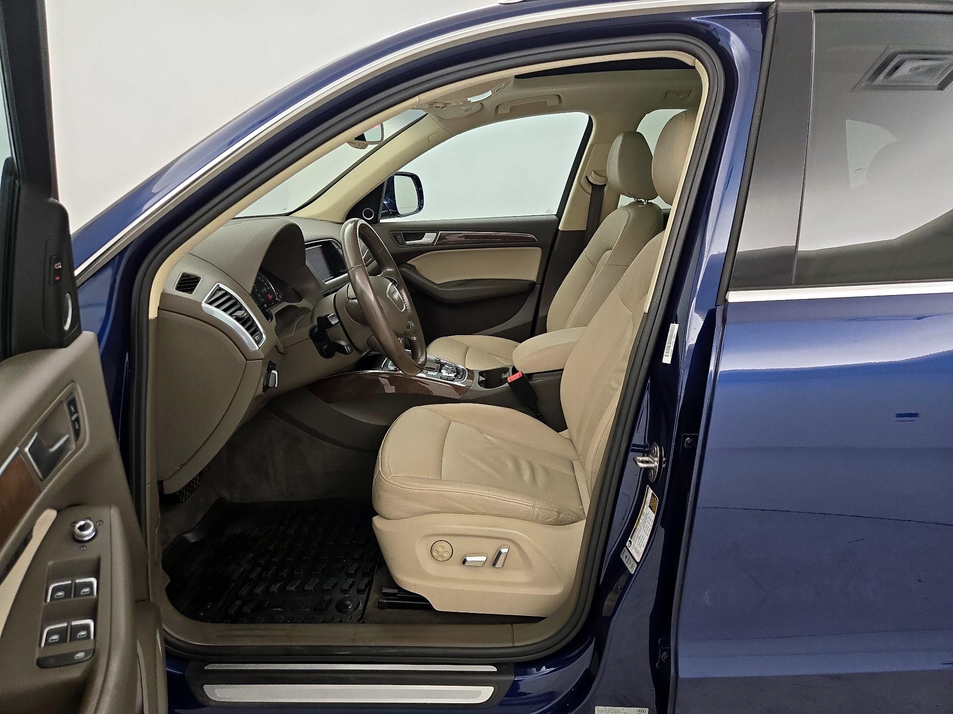 Thumbnail: 2016 Audi Q5 - 11