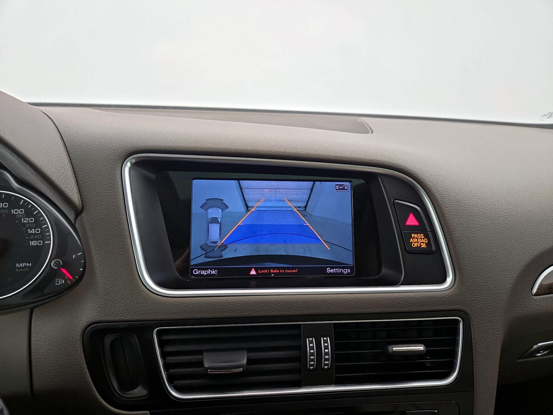 Thumbnail: 2016 Audi Q5 - 15