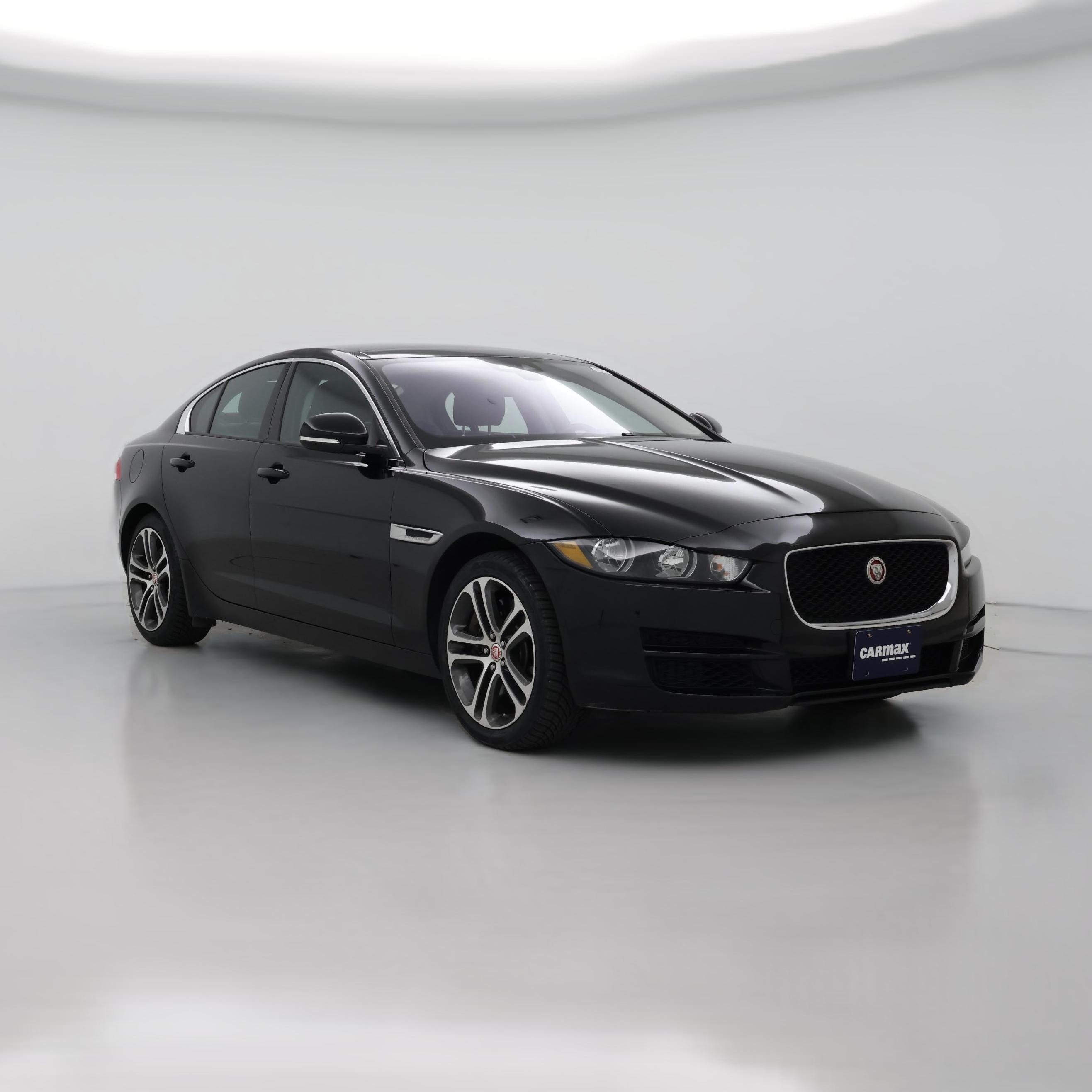 Thumbnail: 2017 Jaguar XE - 1