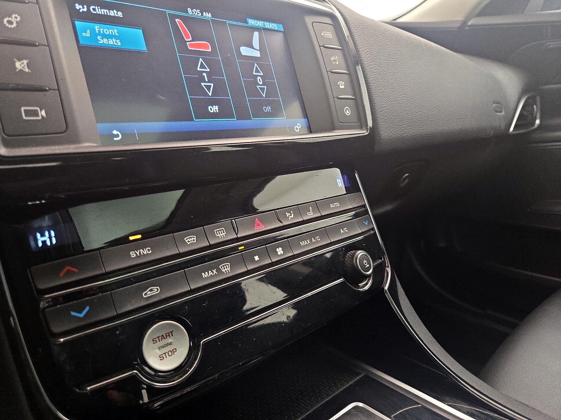 Thumbnail: 2017 Jaguar XE - 17