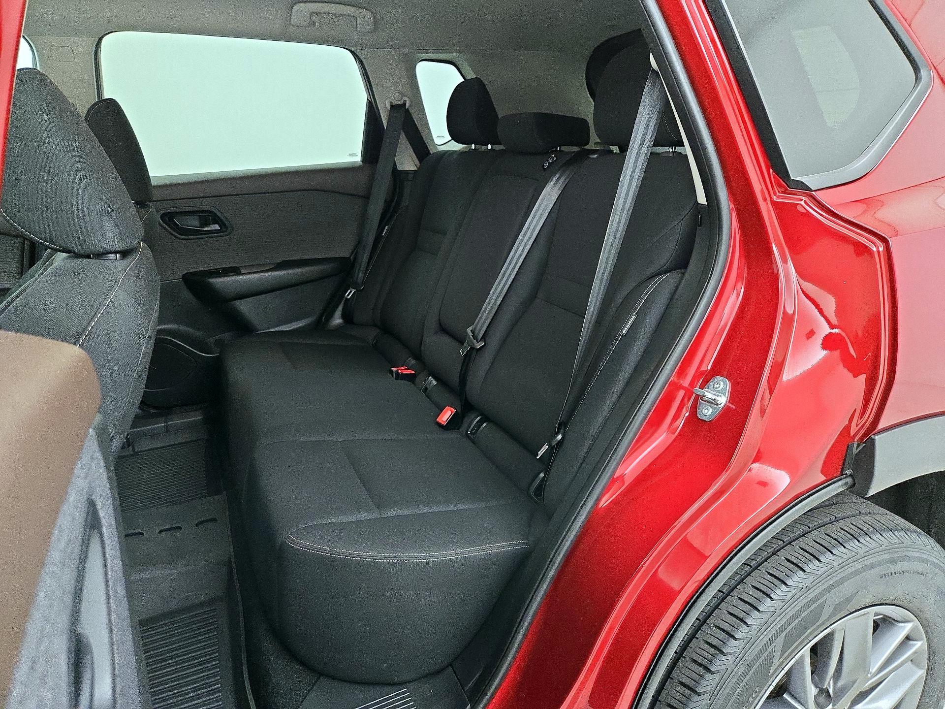 Thumbnail: 2023 Nissan Rogue - 19