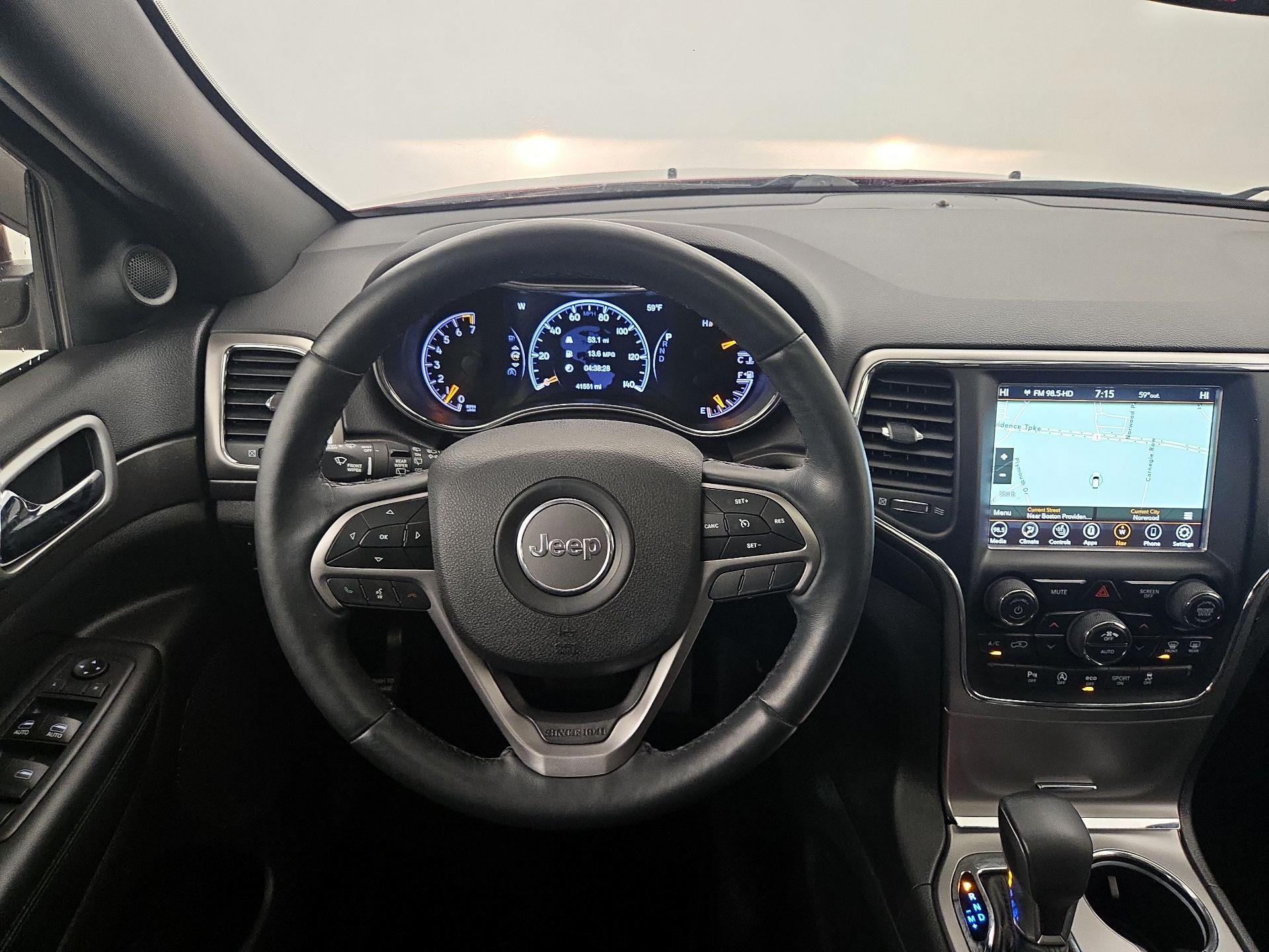 Thumbnail: 2018 Jeep Grand Cherokee - 10