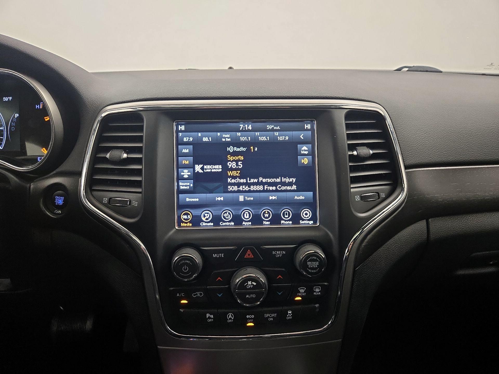 Thumbnail: 2018 Jeep Grand Cherokee - 16