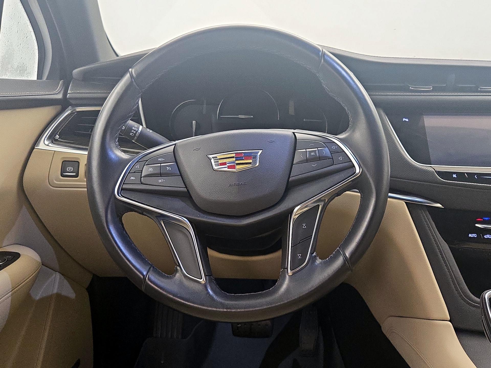 Thumbnail: 2019 Cadillac XT5 - 10