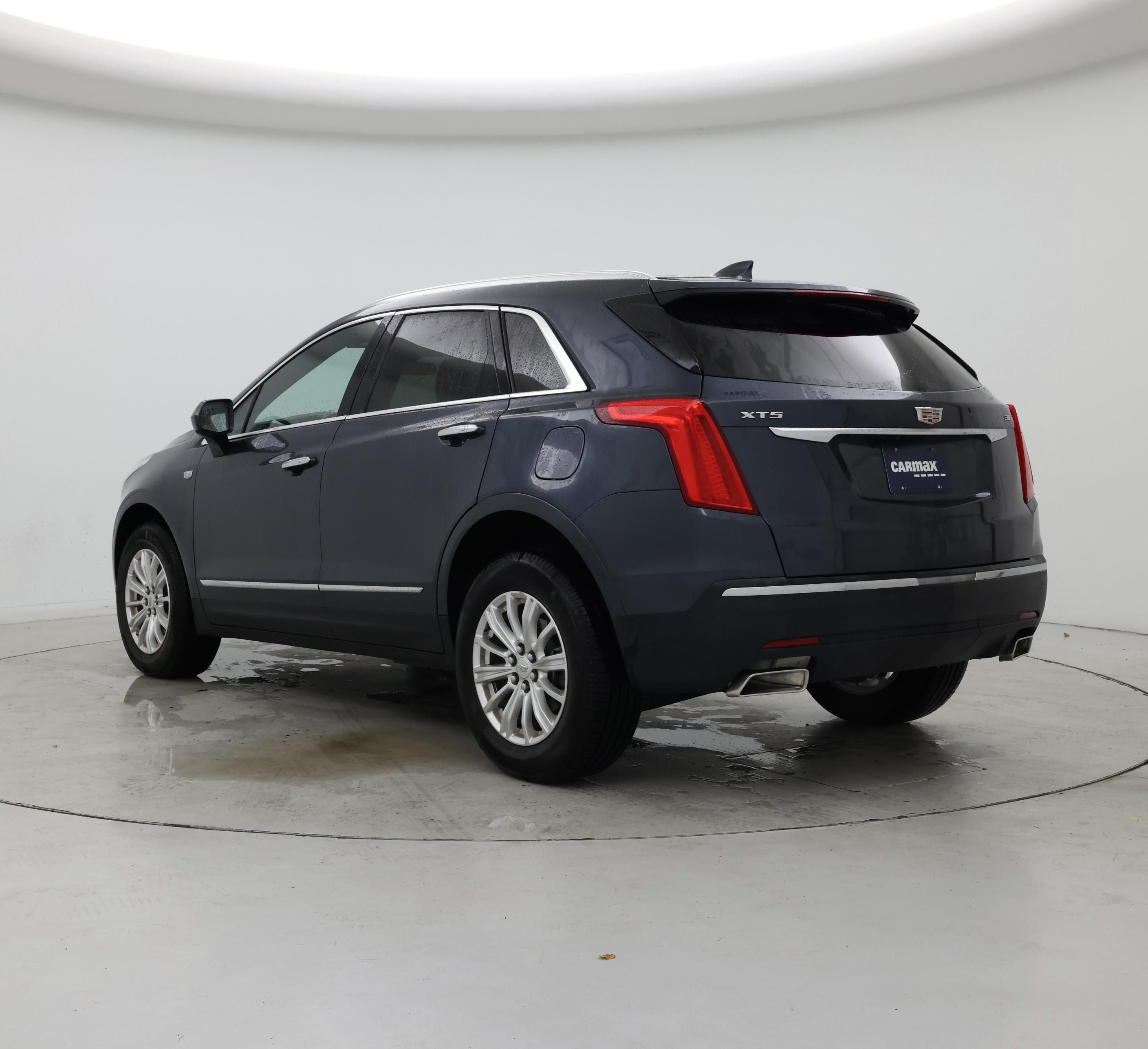 Thumbnail: 2019 Cadillac XT5 - 2
