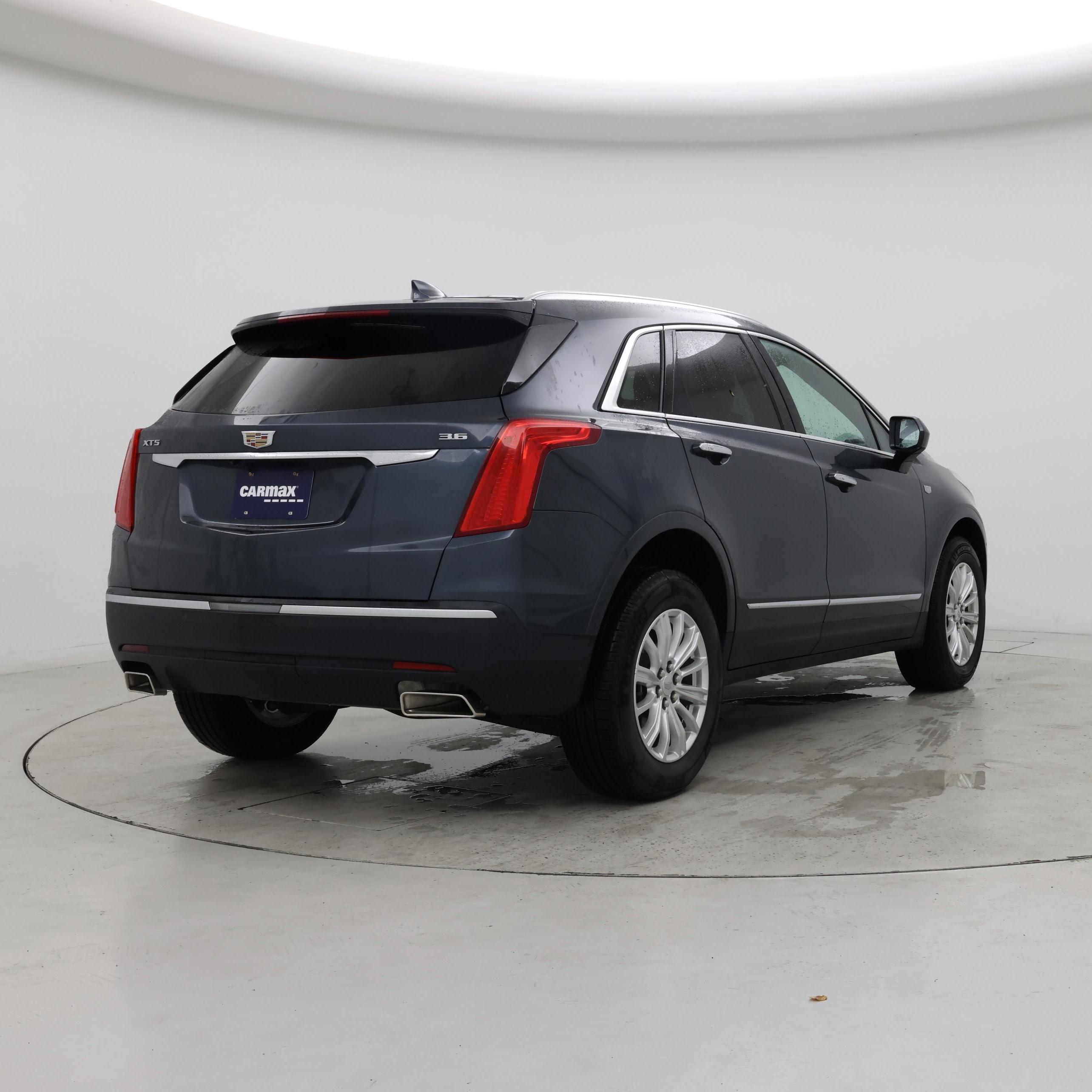 Thumbnail: 2019 Cadillac XT5 - 8