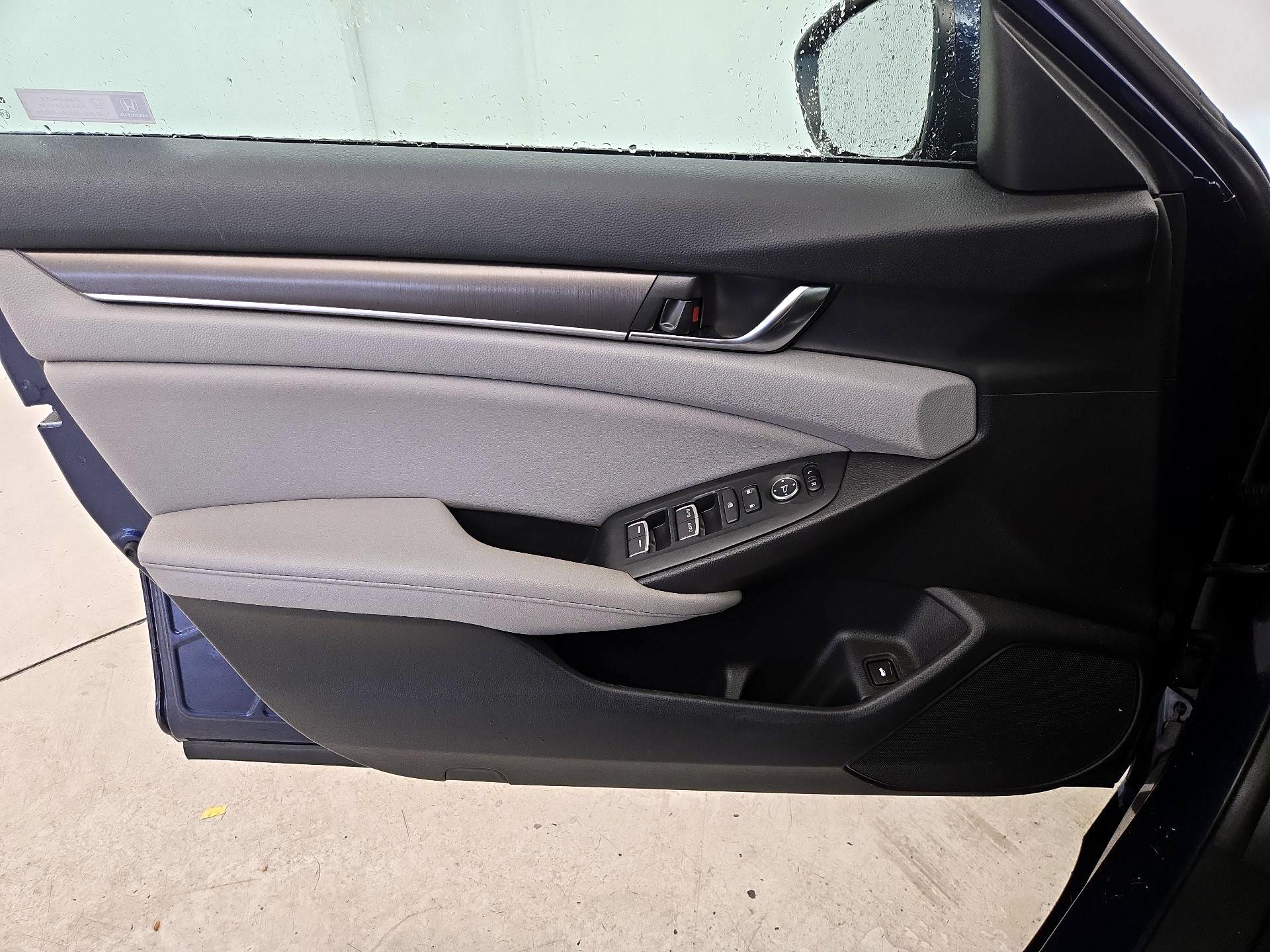 Thumbnail: 2019 Honda Accord - 12