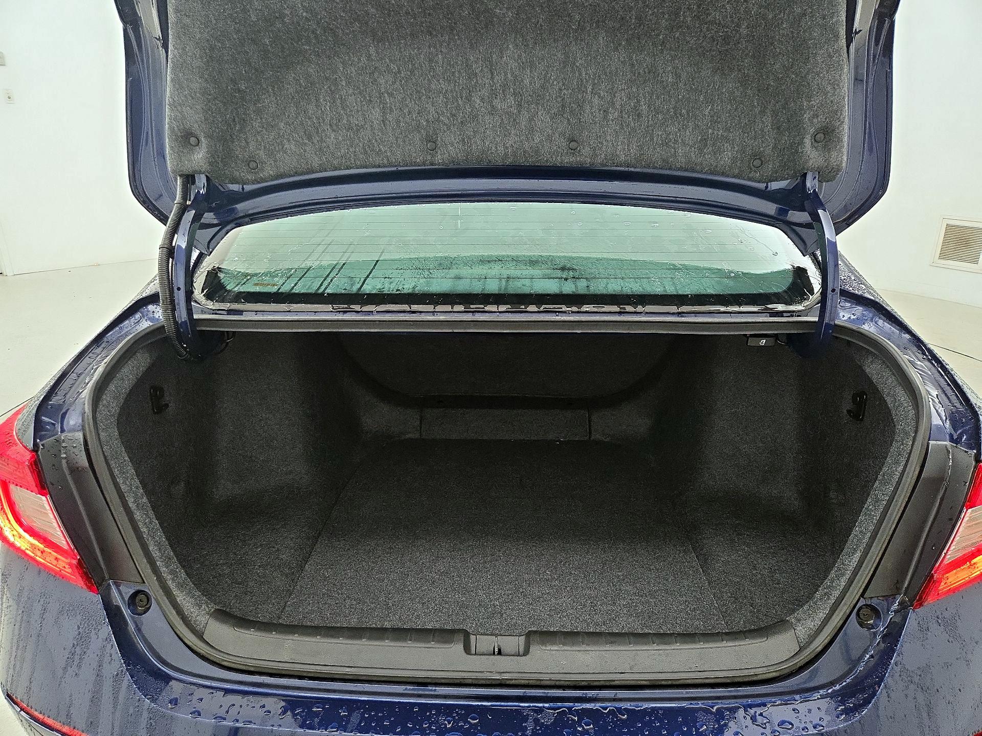 Thumbnail: 2019 Honda Accord - 20