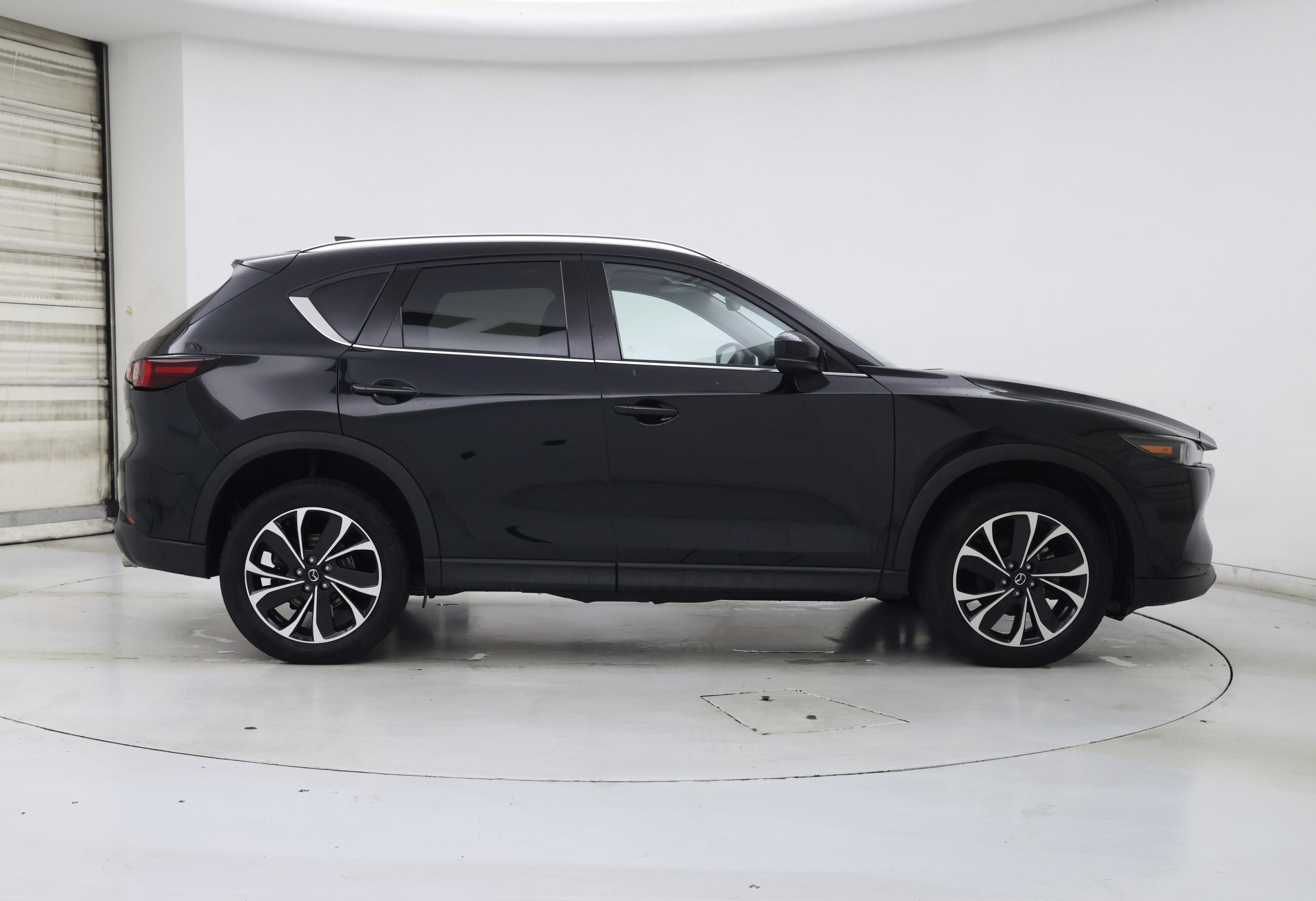 Thumbnail: 2022 Mazda CX-5 - 7