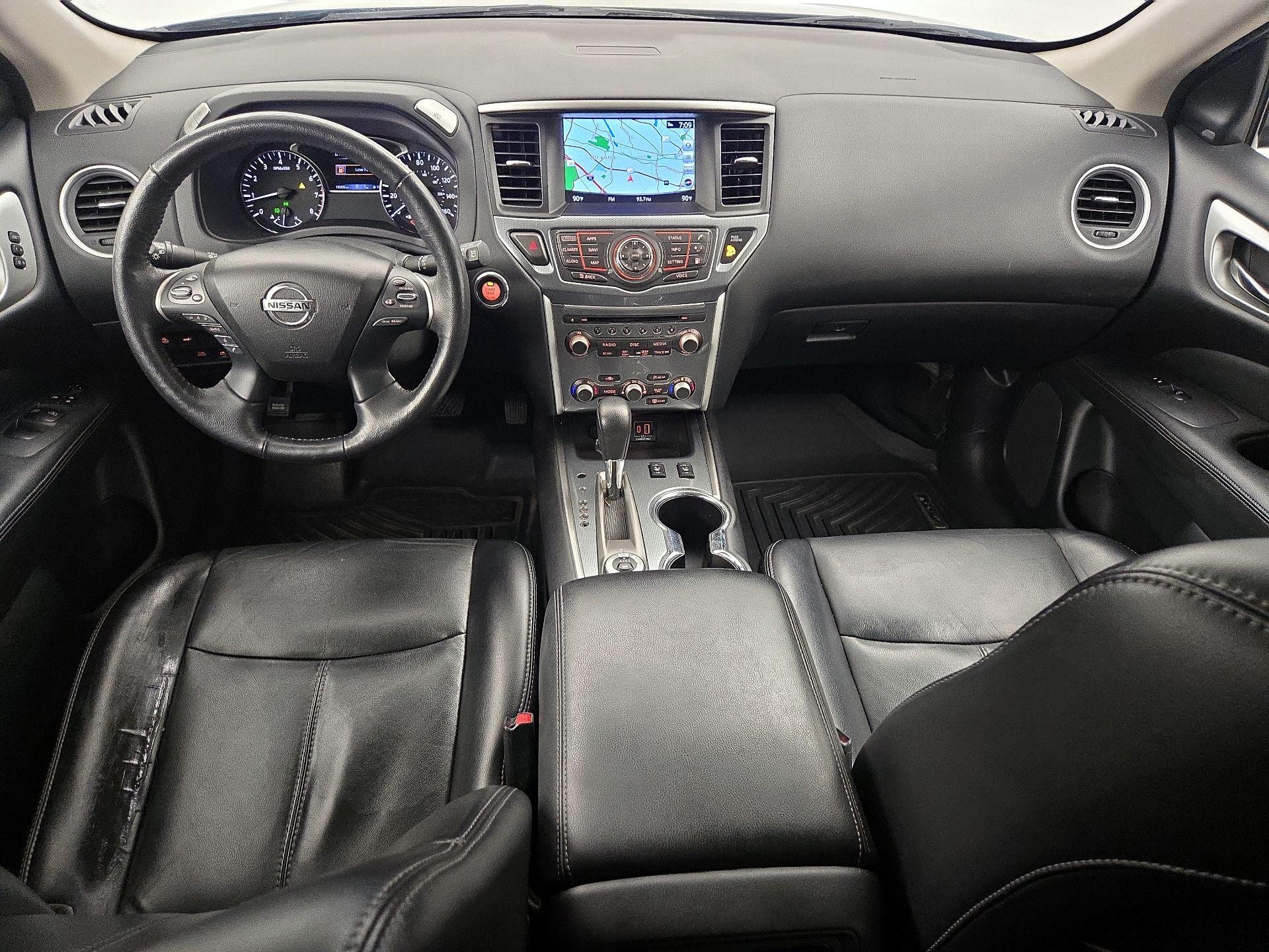 Thumbnail: 2019 Nissan Pathfinder - 9