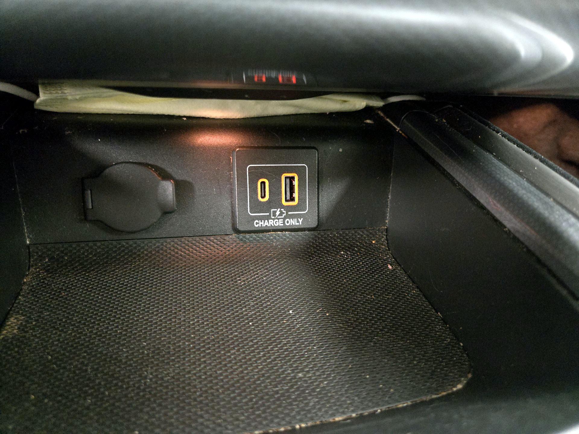 Thumbnail: 2019 Nissan Pathfinder - 19