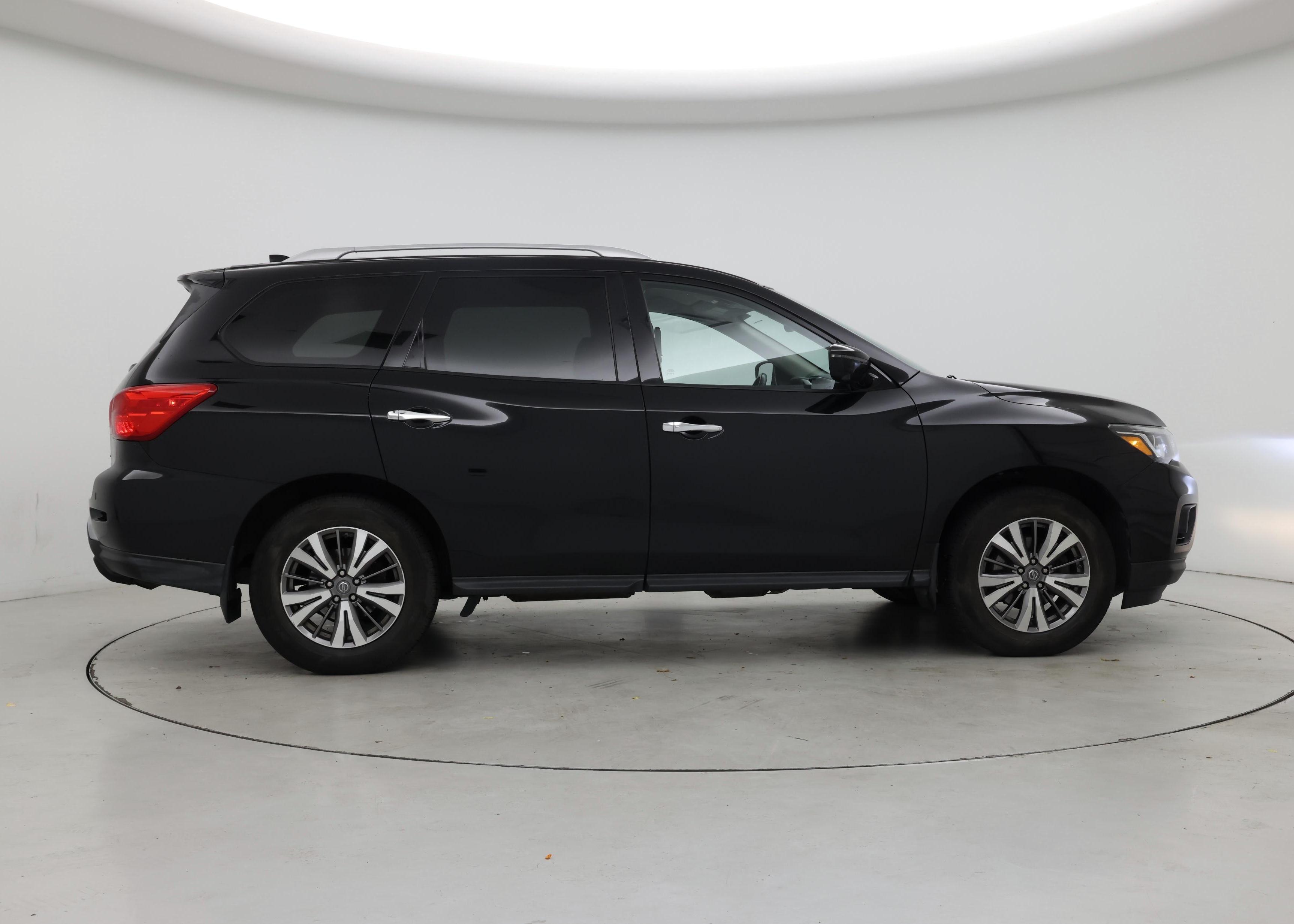 Thumbnail: 2019 Nissan Pathfinder - 7