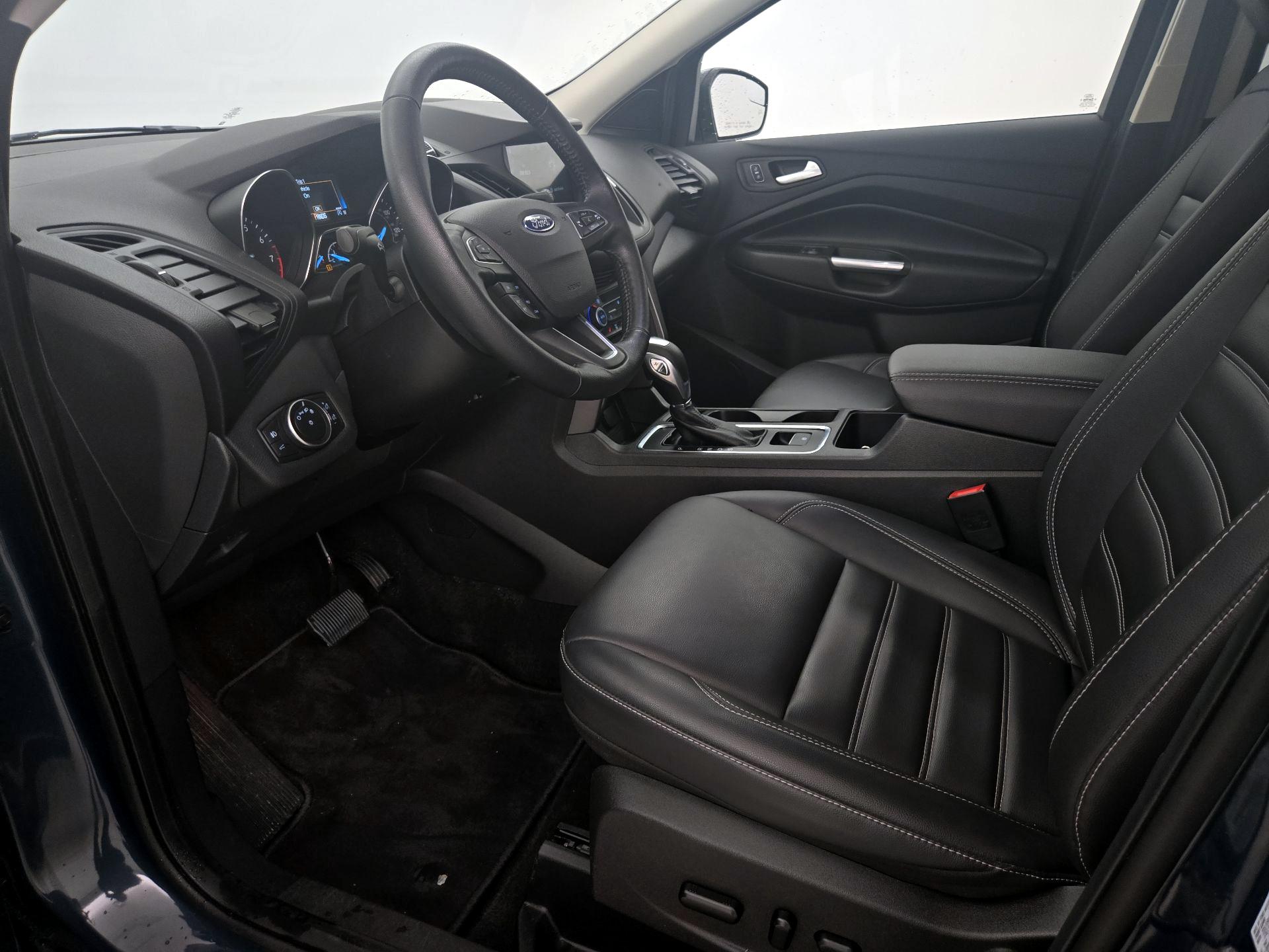 Thumbnail: 2019 Ford Escape - 11