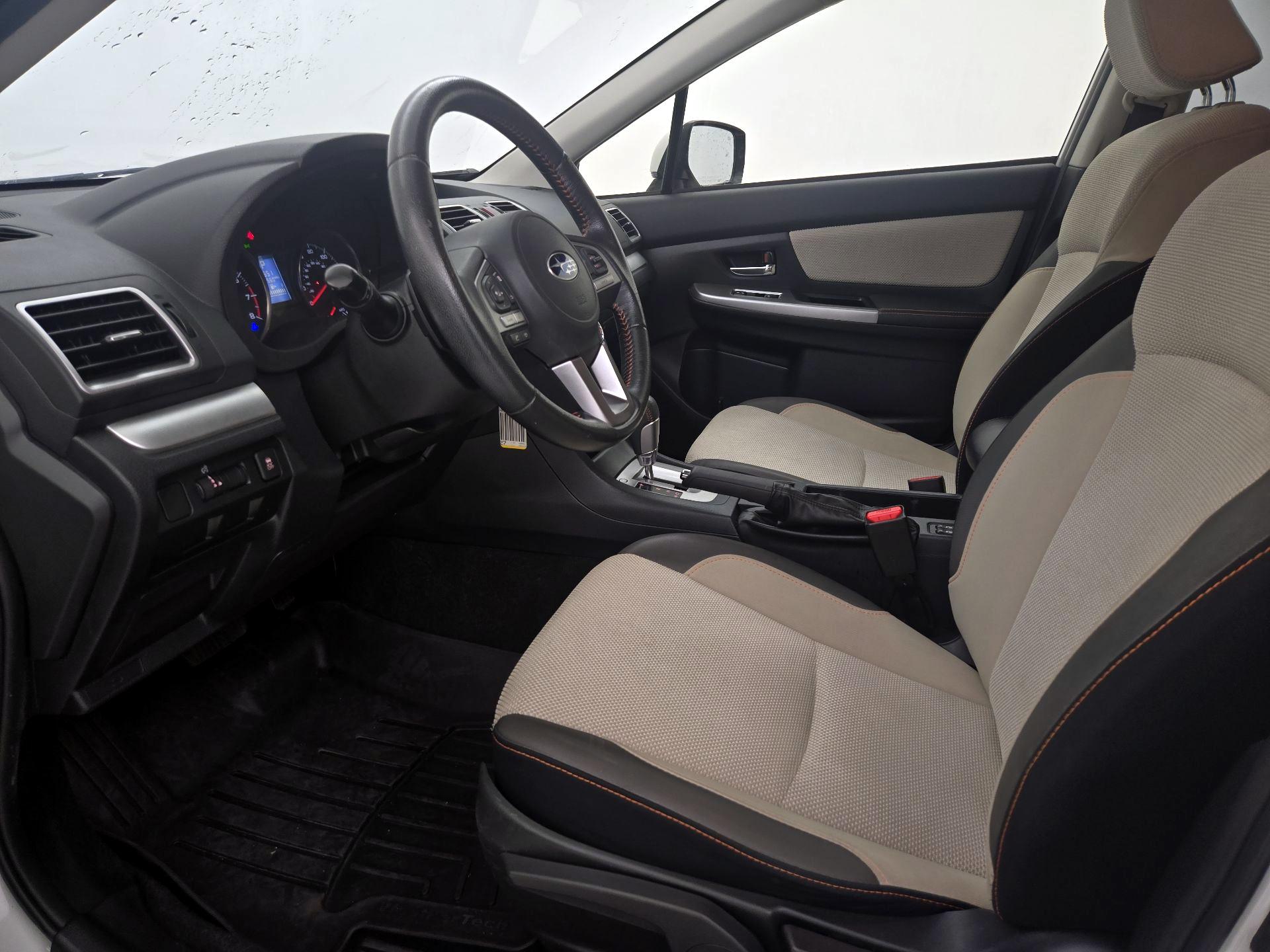 Thumbnail: 2017 Subaru Crosstrek - 11