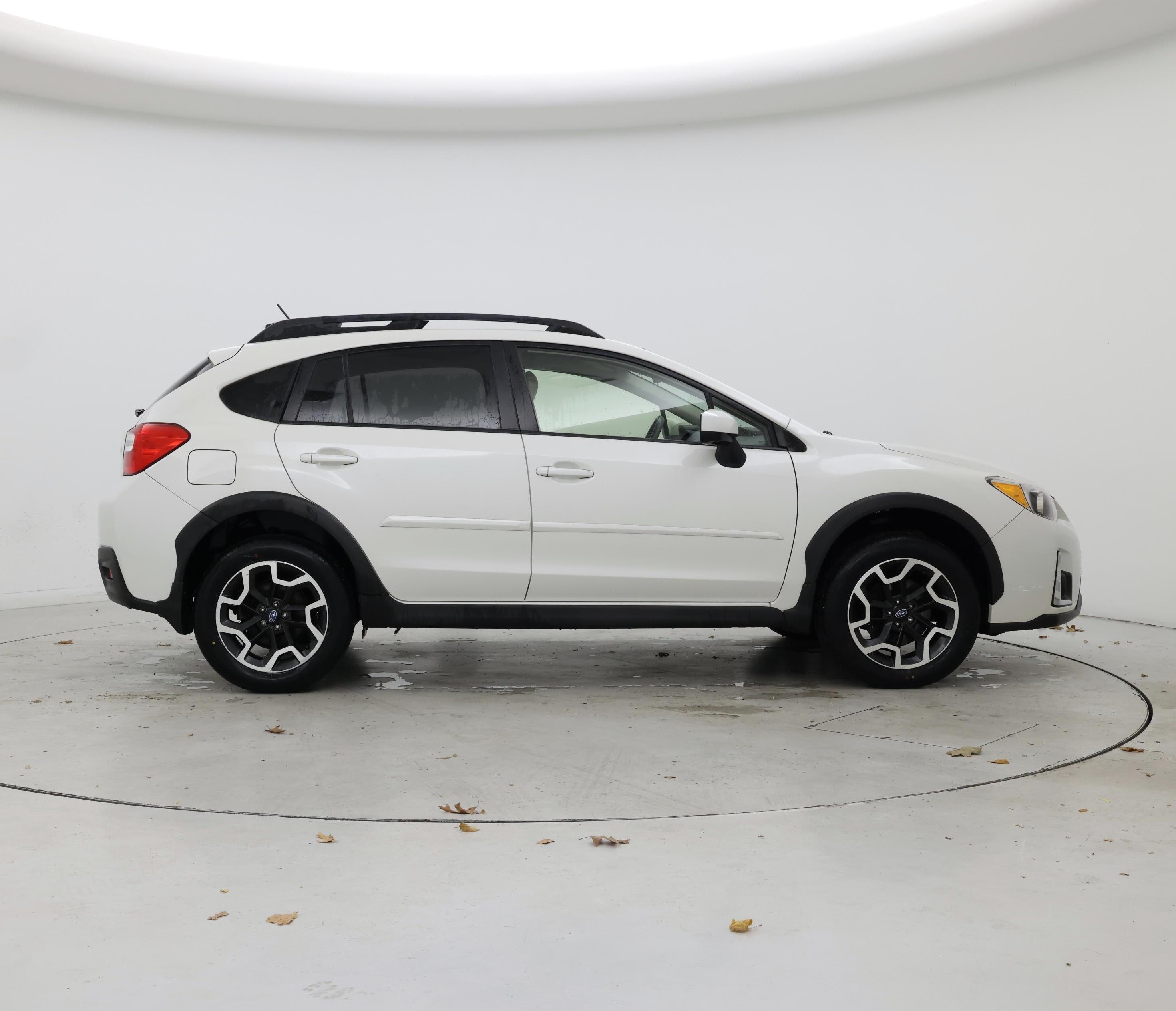 Thumbnail: 2017 Subaru Crosstrek - 7