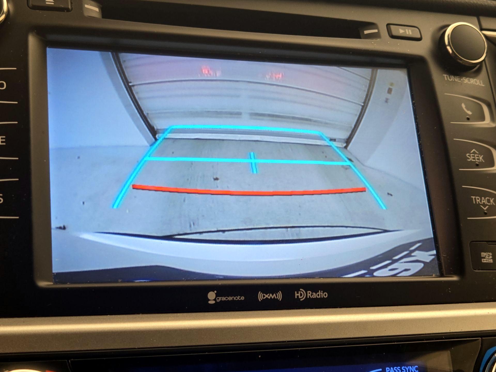 Thumbnail: 2017 Toyota Highlander - 14