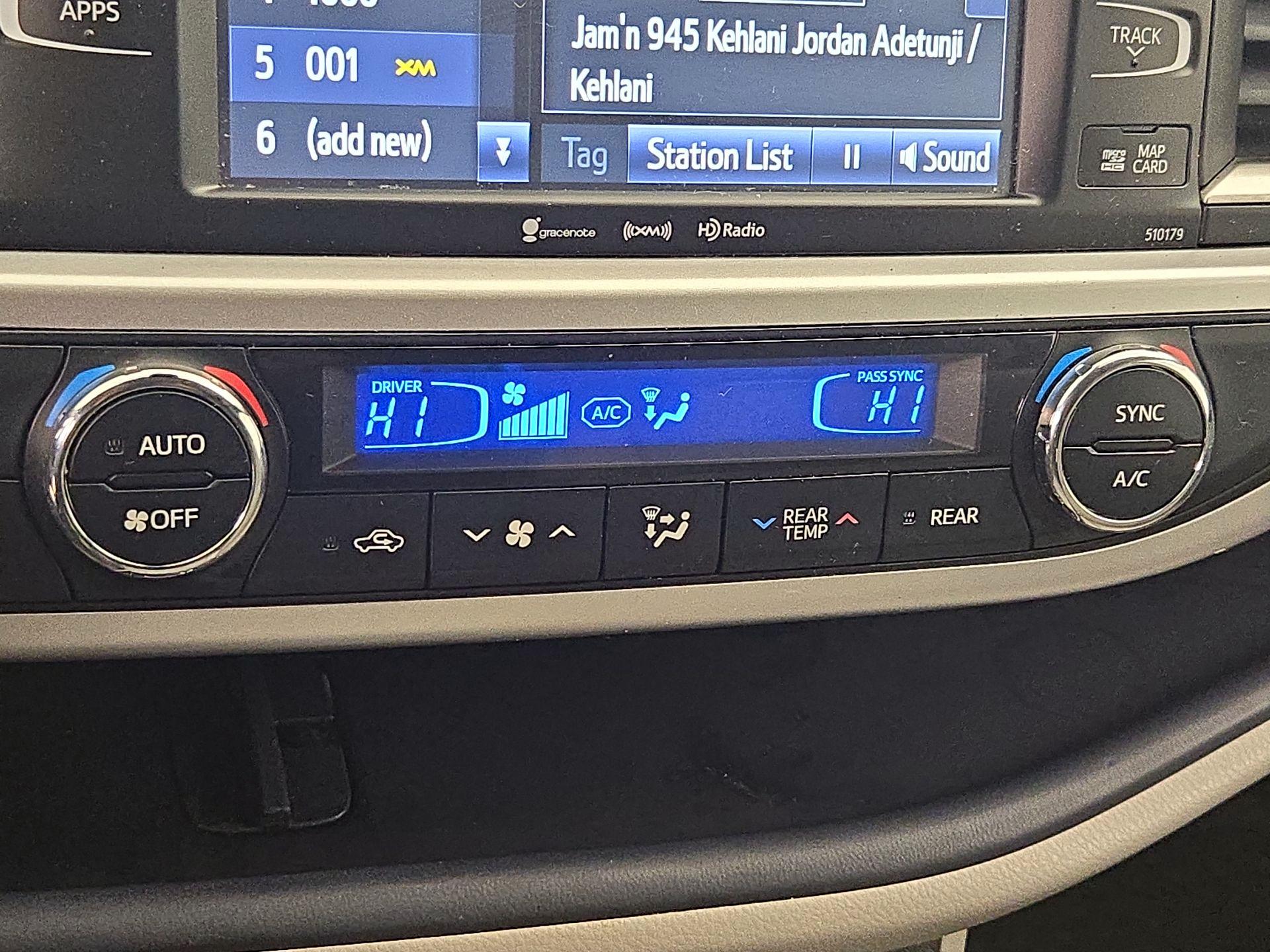 Thumbnail: 2017 Toyota Highlander - 16