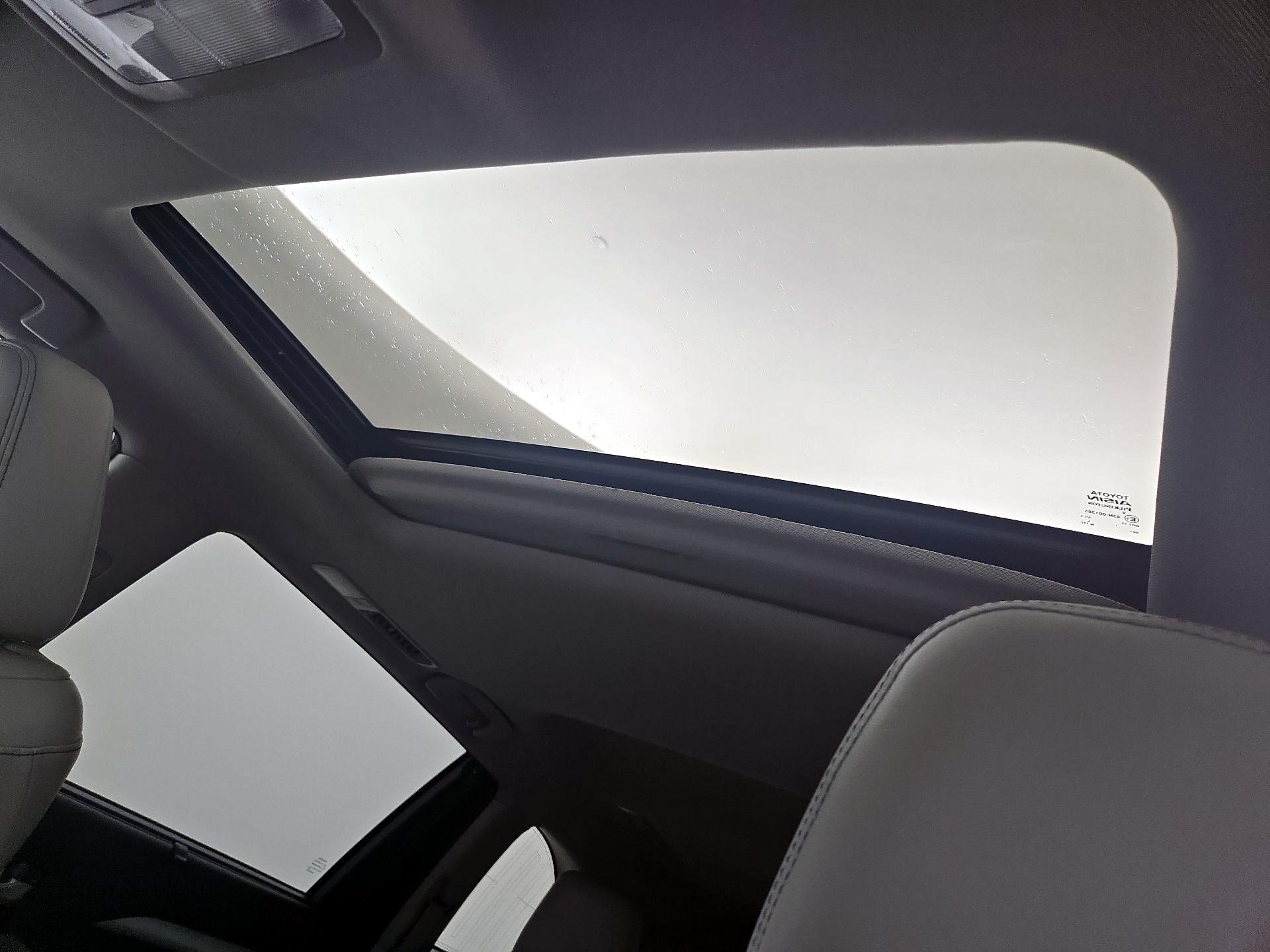 Thumbnail: 2017 Toyota Highlander - 19