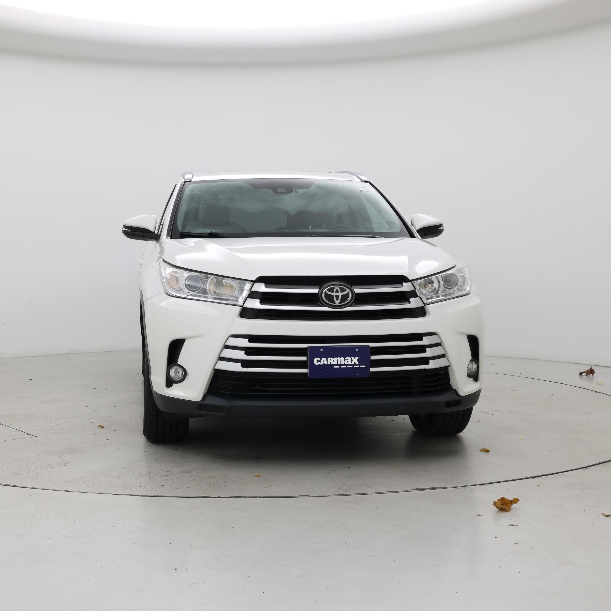 Thumbnail: 2017 Toyota Highlander - 5