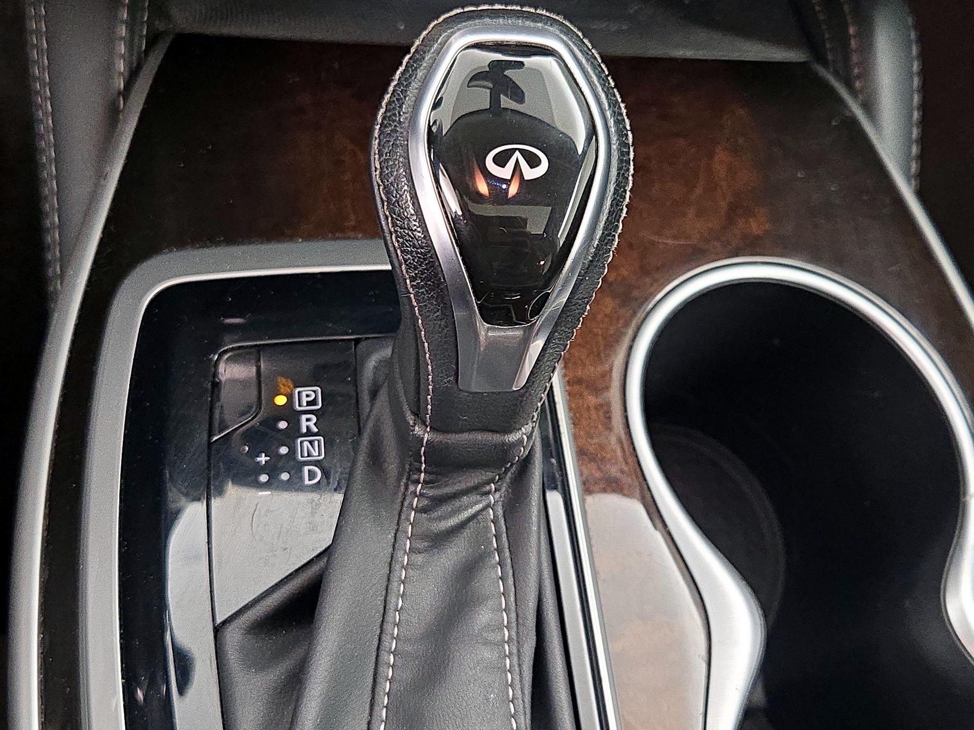 Thumbnail: 2017 INFINITI QX60 - 18