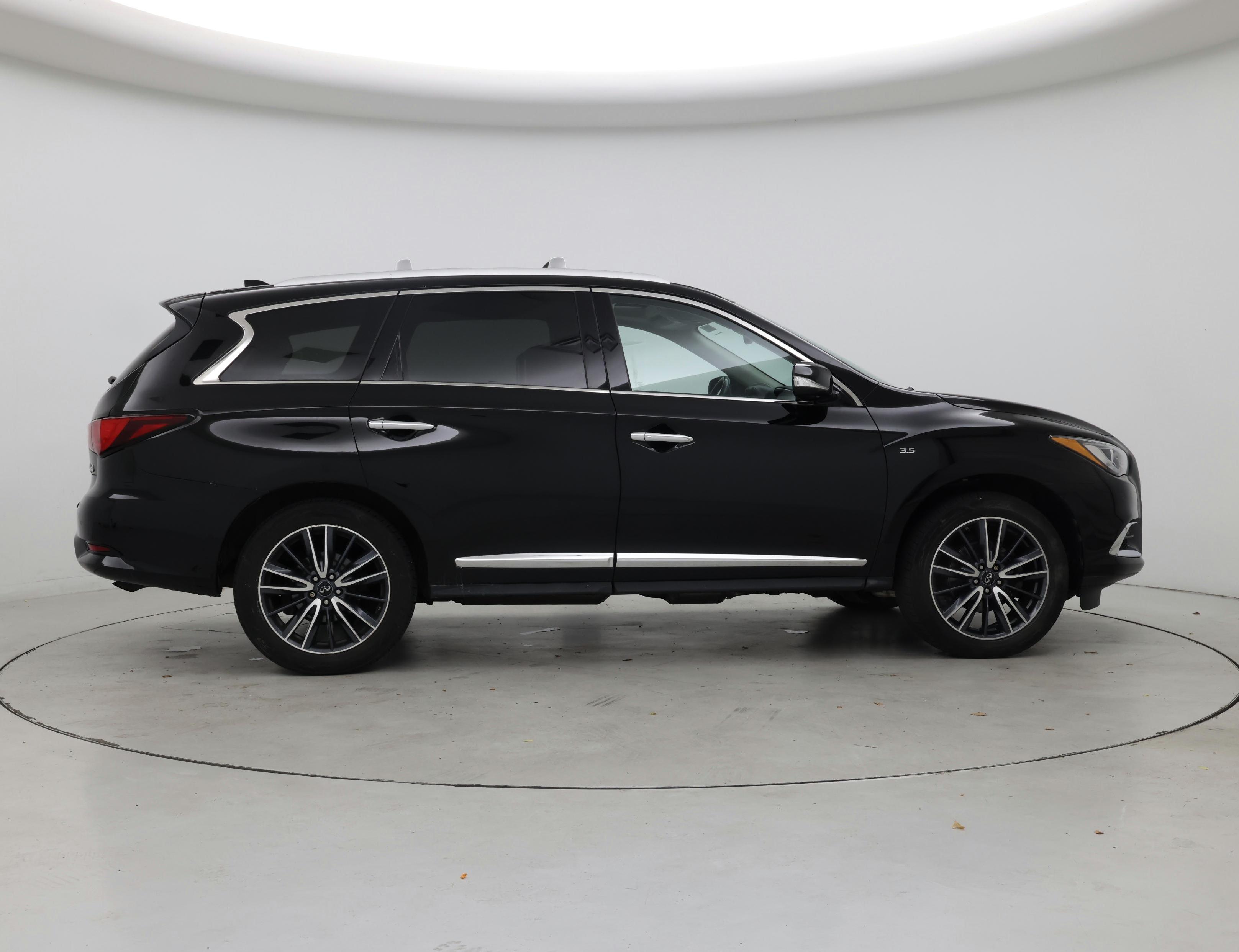 Thumbnail: 2017 INFINITI QX60 - 7