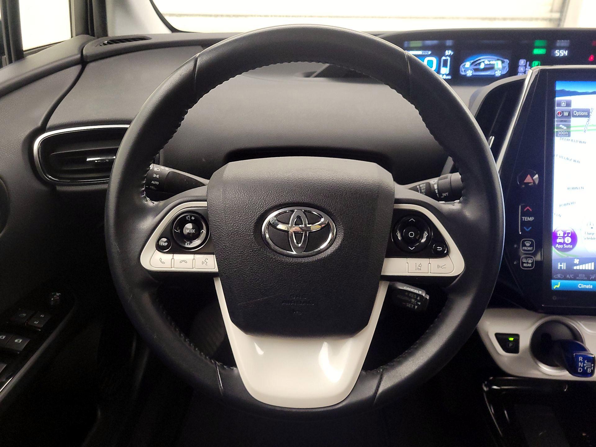 Thumbnail: 2018 Toyota Prius Prime - 10