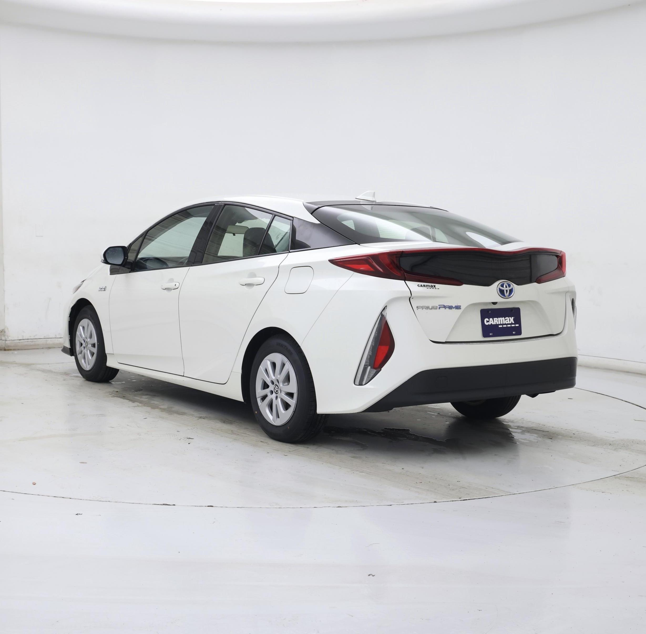 Thumbnail: 2018 Toyota Prius Prime - 2