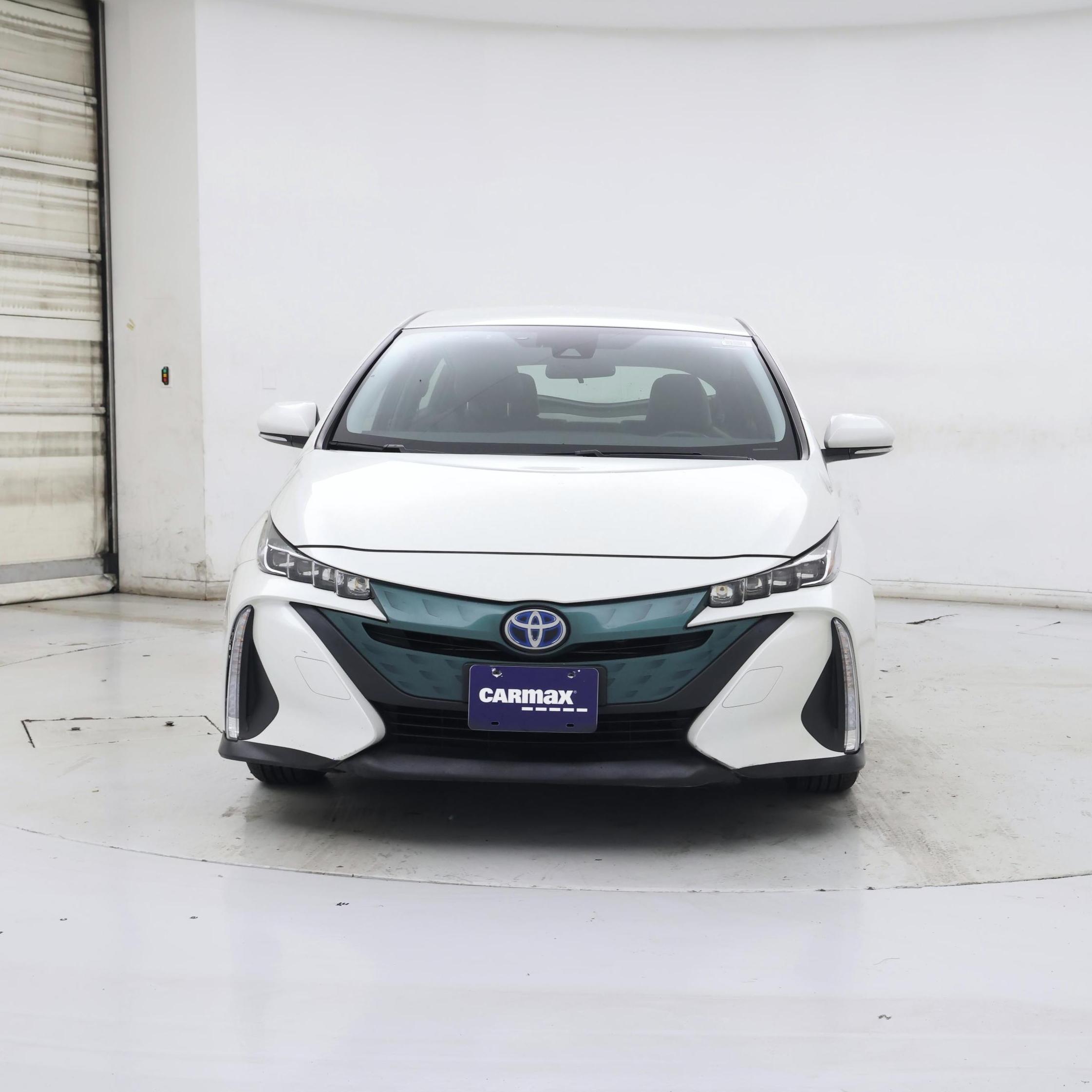 Thumbnail: 2018 Toyota Prius Prime - 5