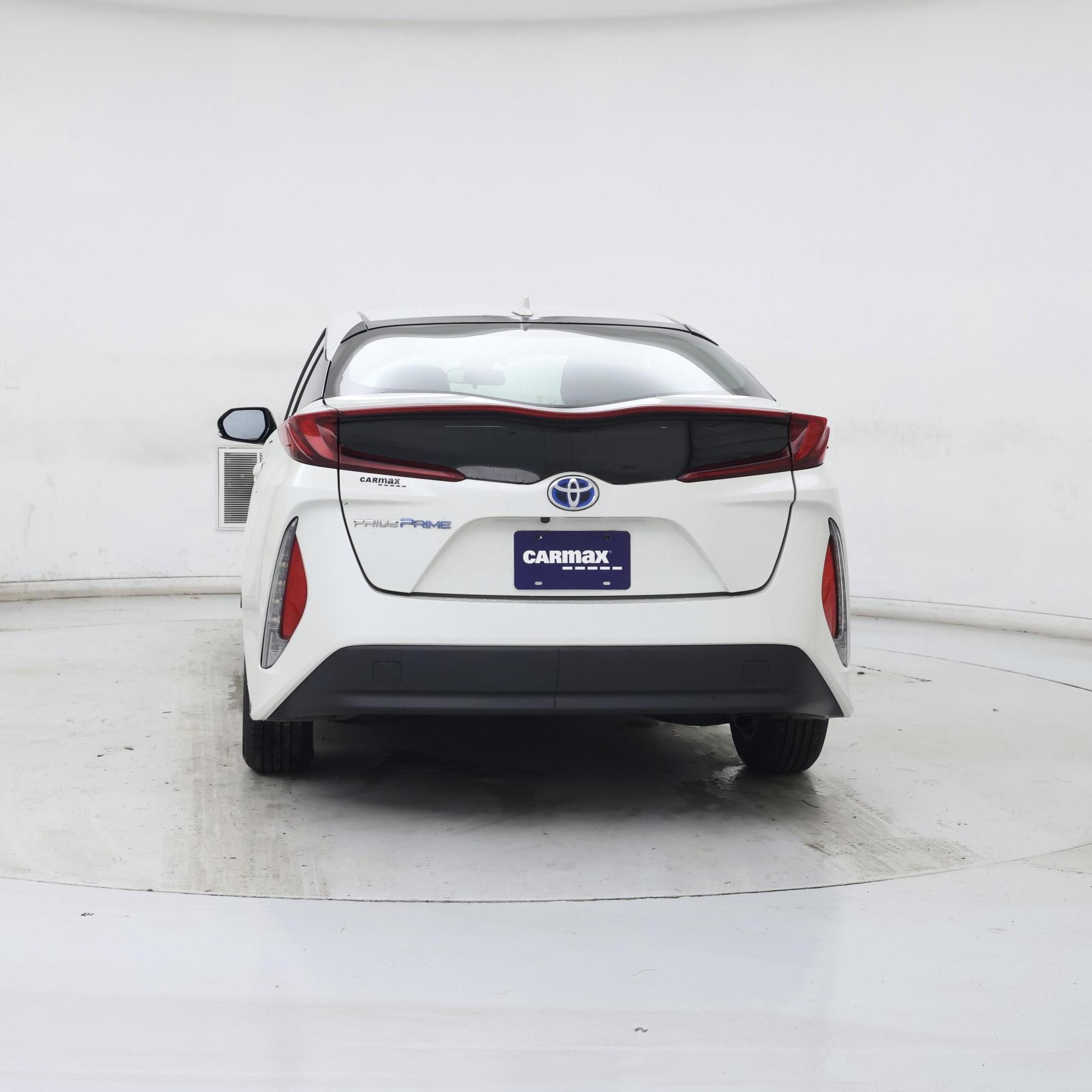 Thumbnail: 2018 Toyota Prius Prime - 6