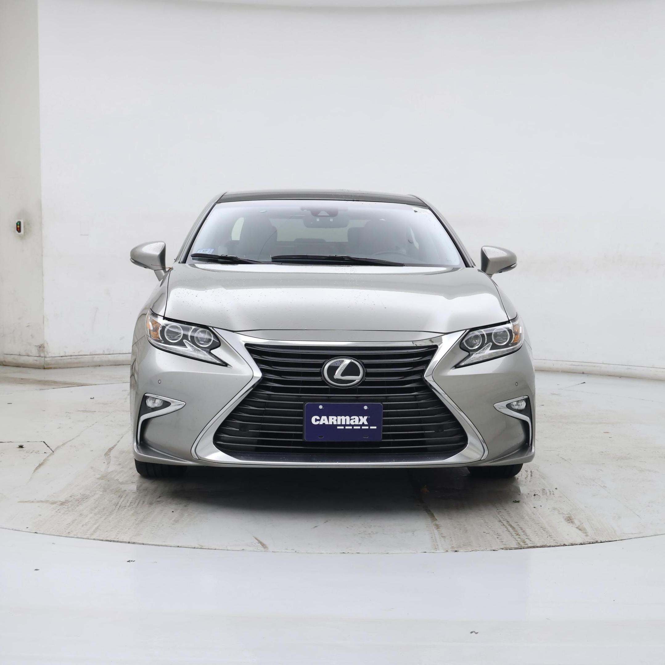 Thumbnail: 2016 Lexus ES - 5