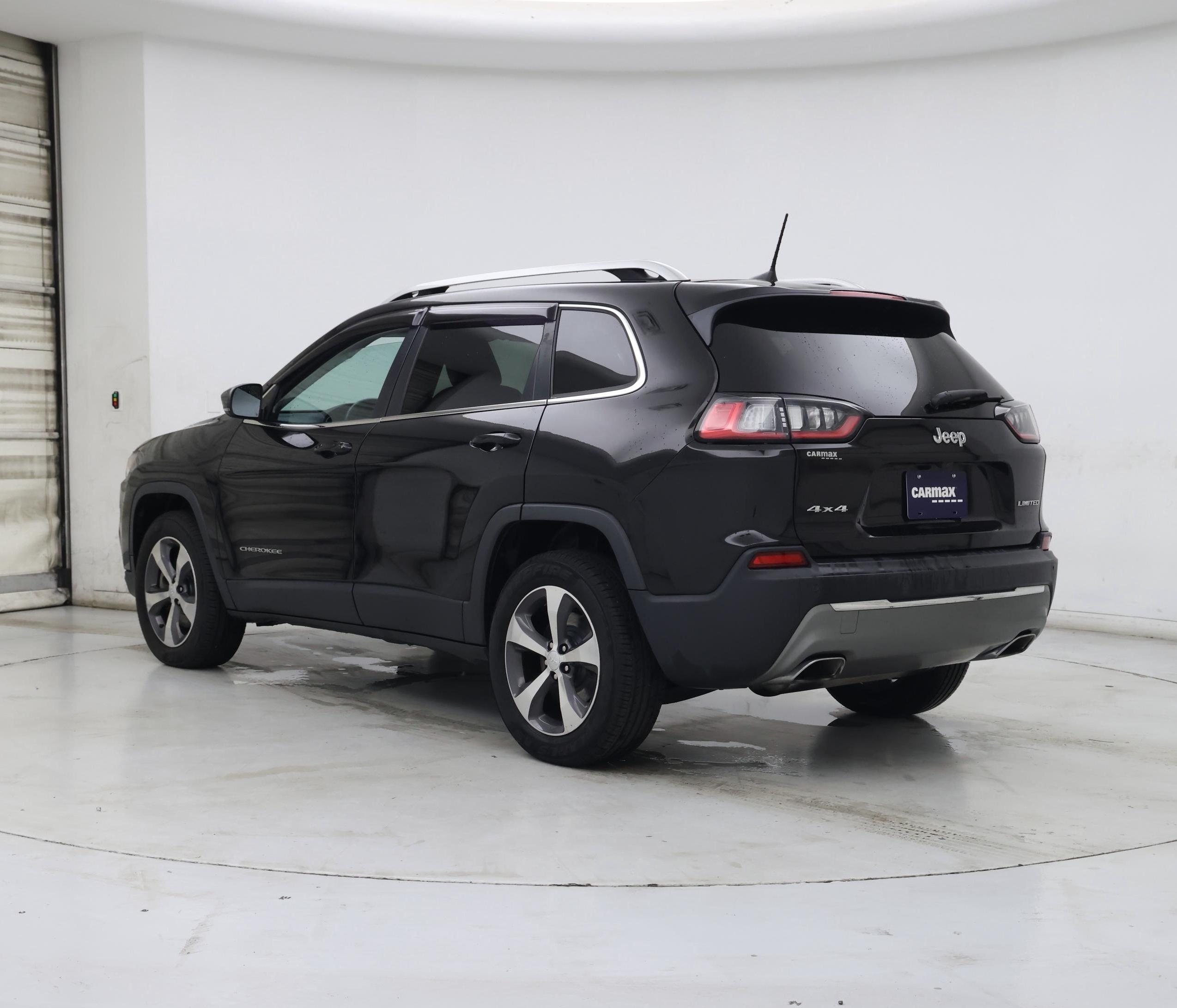 Thumbnail: 2019 Jeep Cherokee - 2