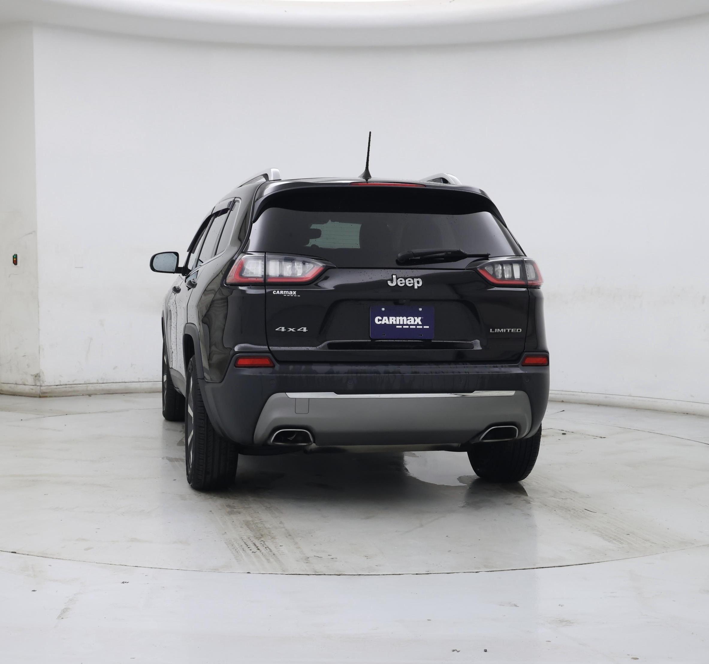 Thumbnail: 2019 Jeep Cherokee - 6