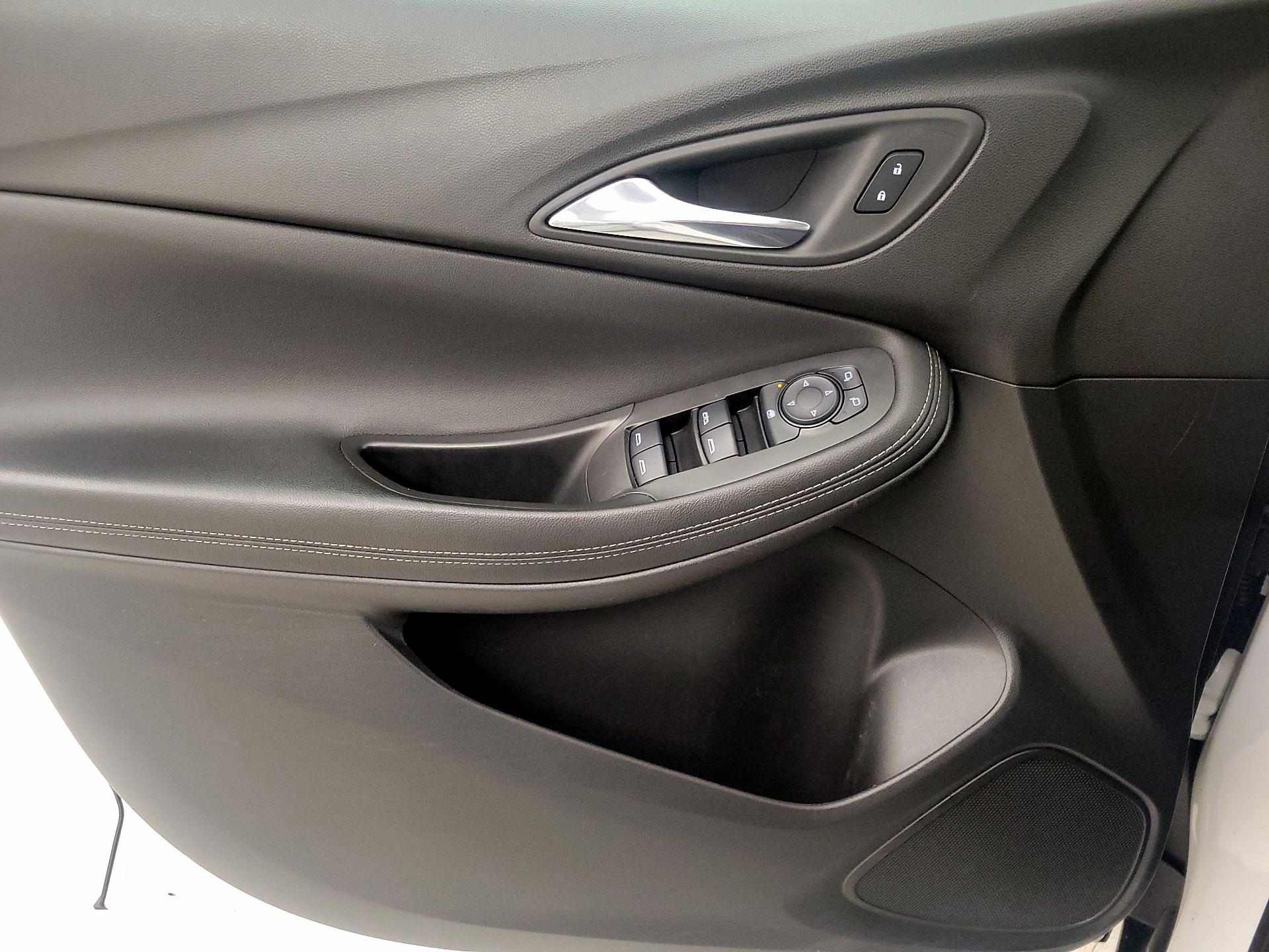 Thumbnail: 2023 Buick Encore GX - 12