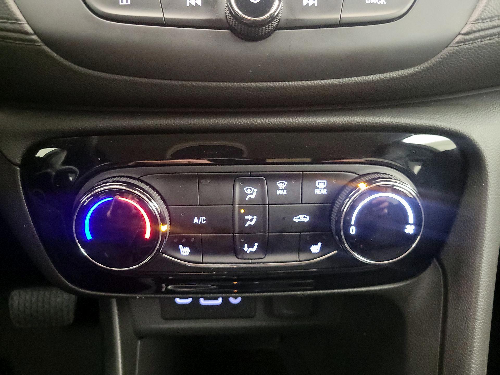 Thumbnail: 2023 Buick Encore GX - 16