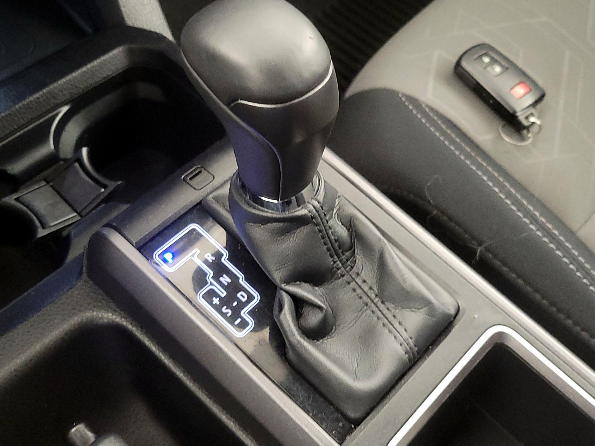 Thumbnail: 2023 Toyota Tacoma - 17