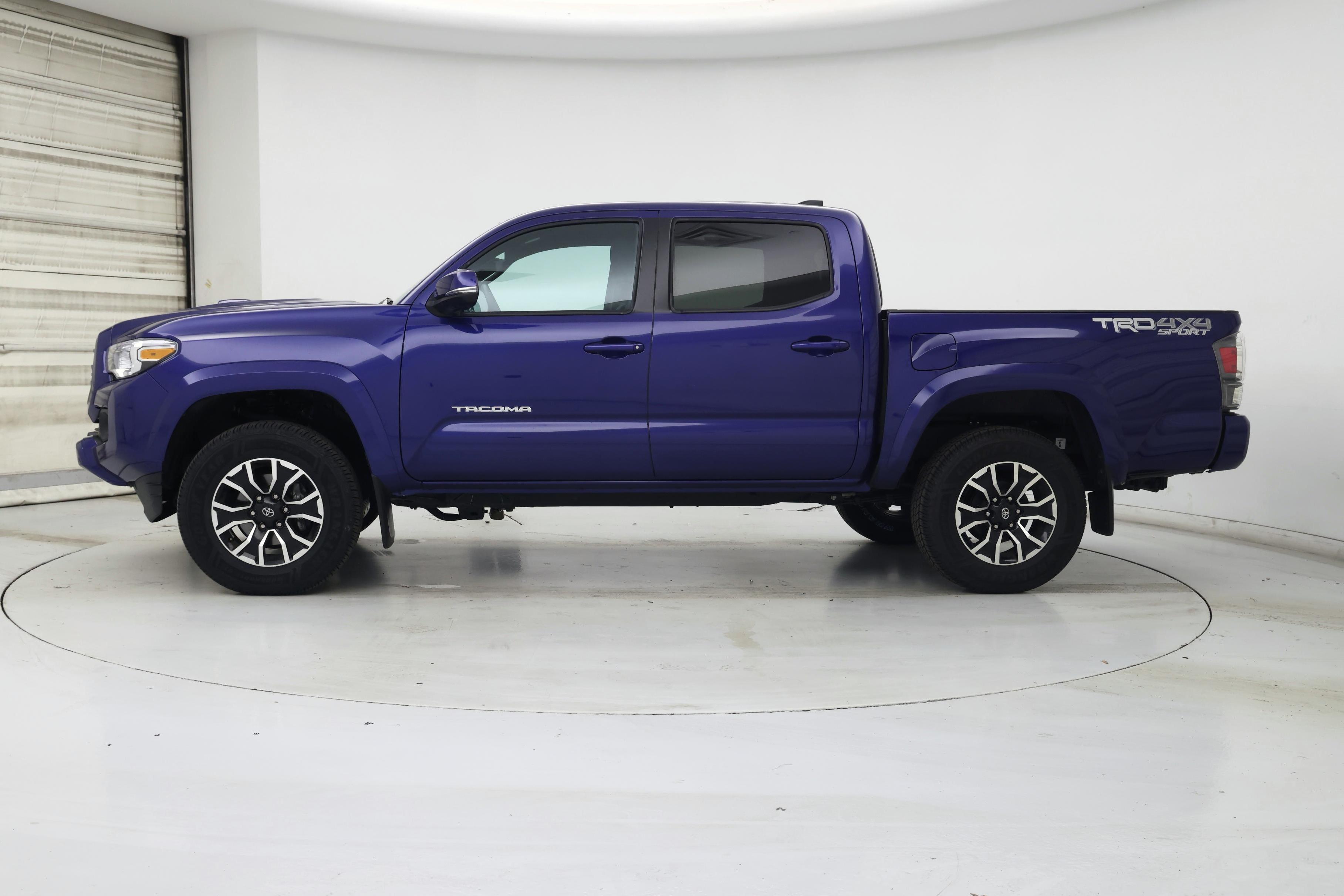 Thumbnail: 2023 Toyota Tacoma - 3