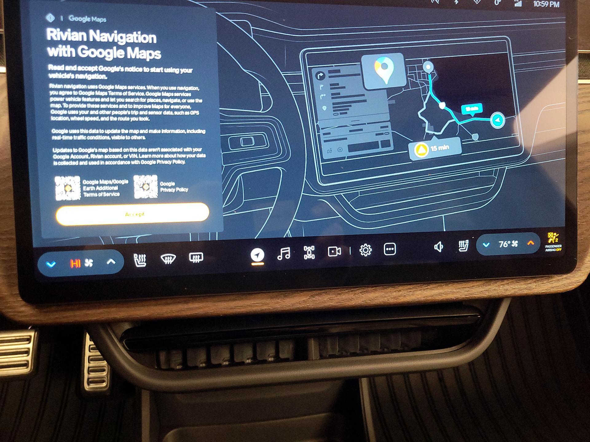 Thumbnail: 2023 Rivian R1S - 16