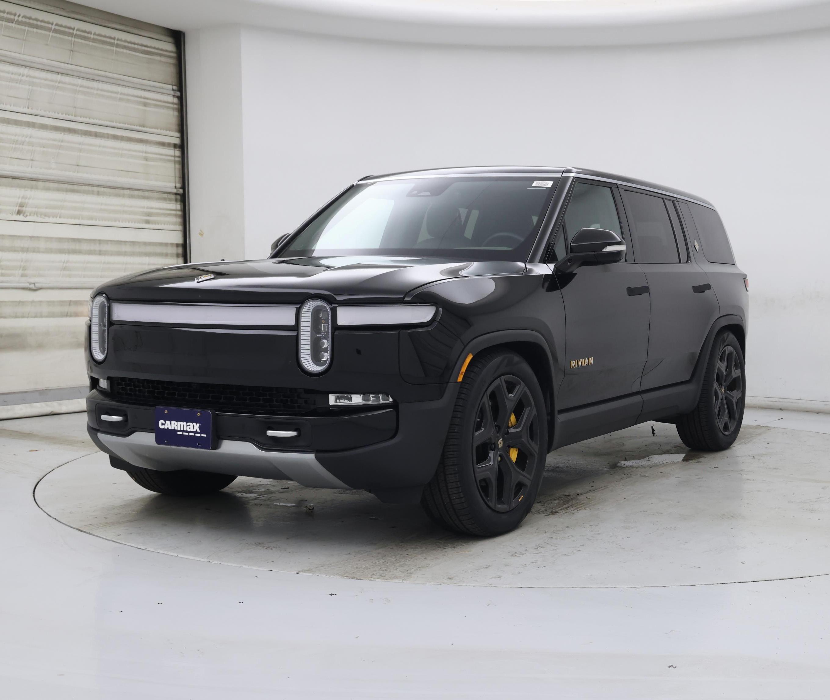 Thumbnail: 2023 Rivian R1S - 4