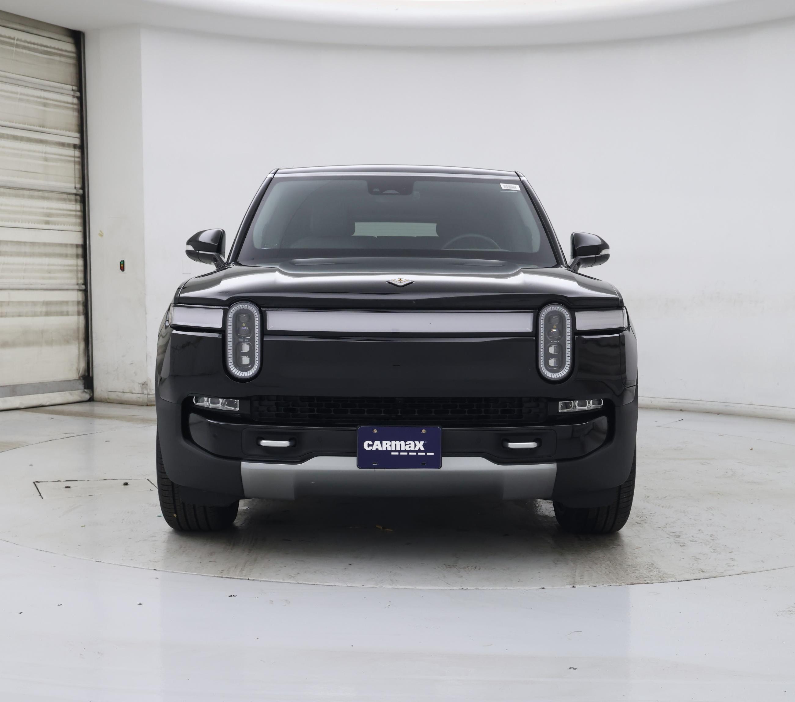 Thumbnail: 2023 Rivian R1S - 5