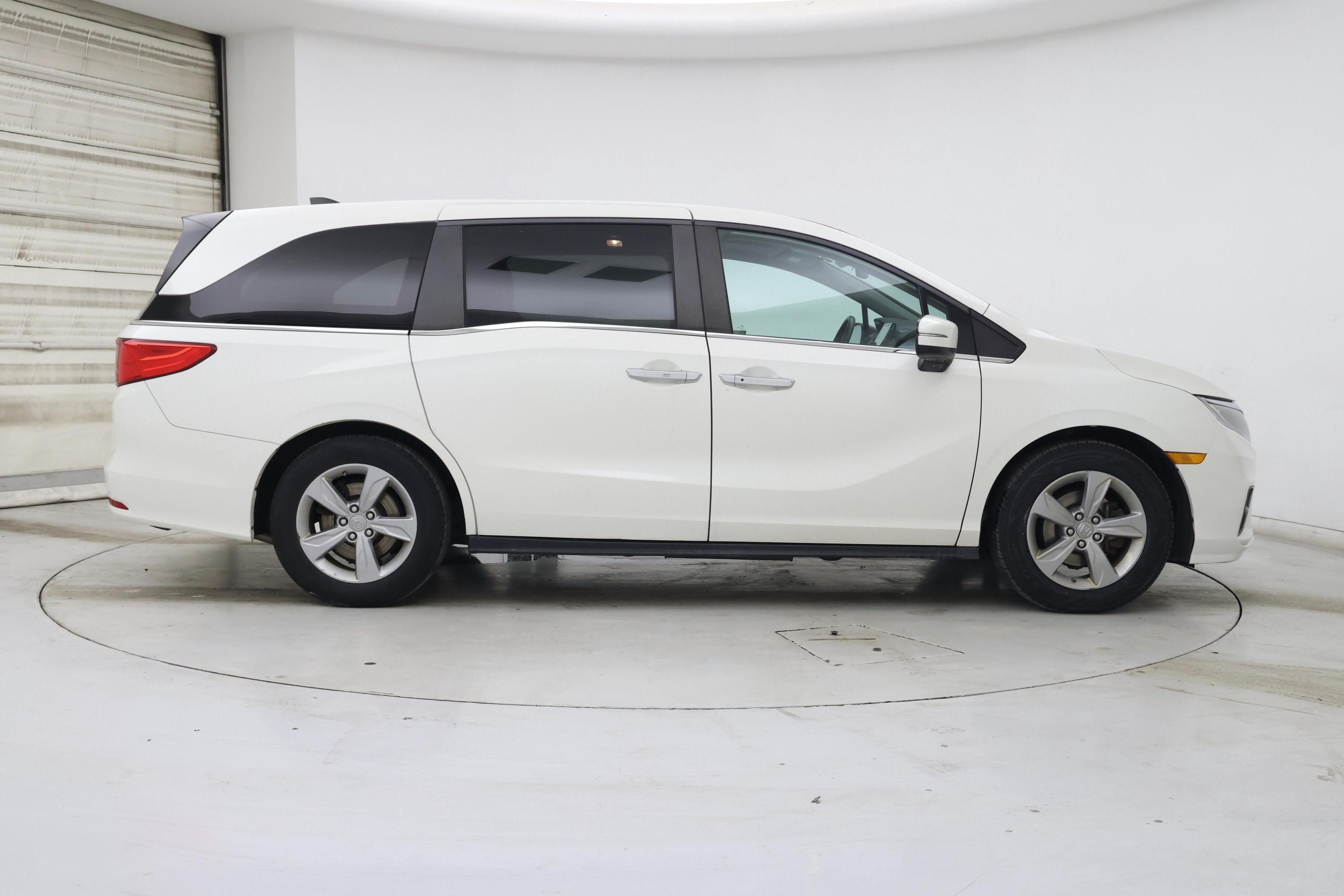 Thumbnail: 2018 Honda Odyssey - 7