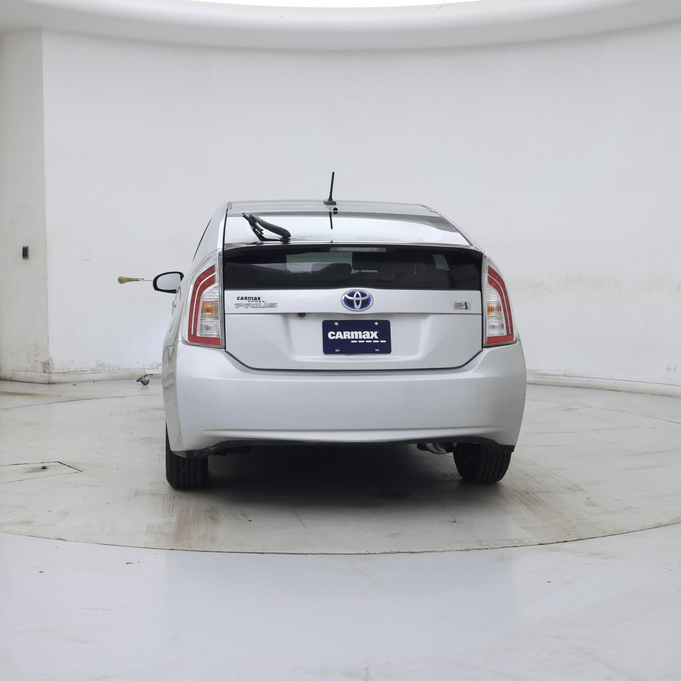 Thumbnail: 2014 Toyota Prius - 6