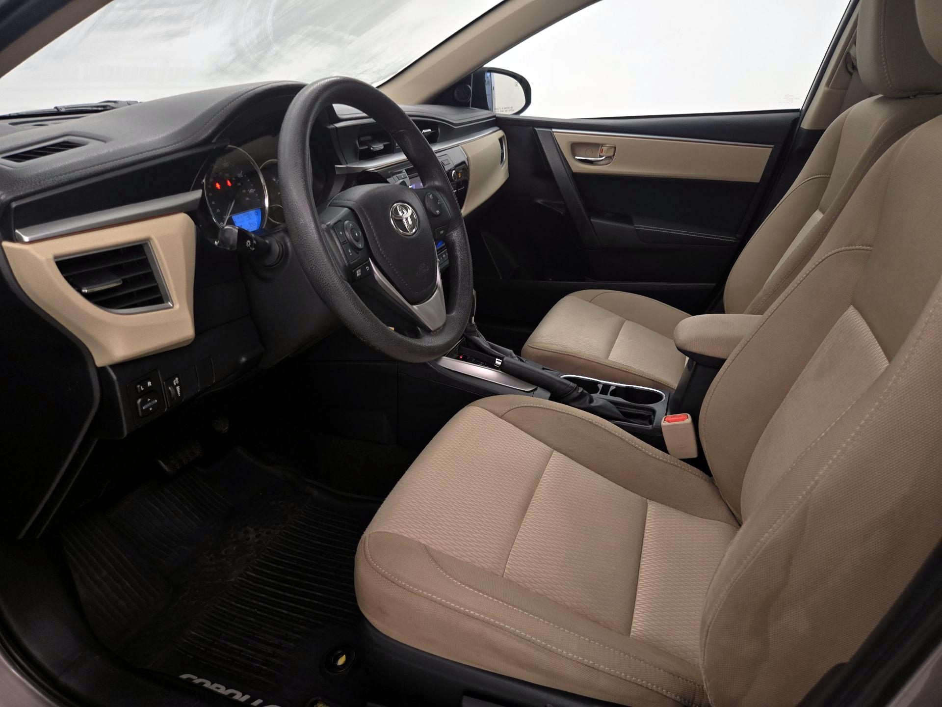 Thumbnail: 2016 Toyota Corolla - 11