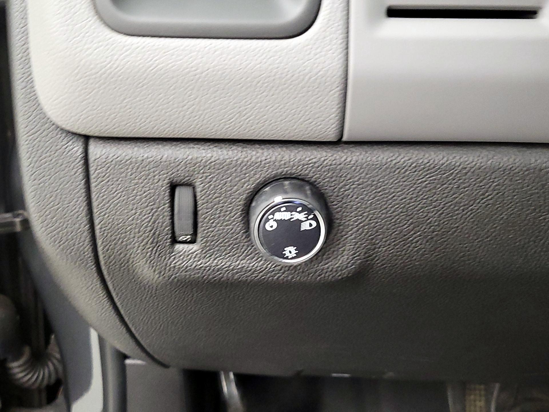 Thumbnail: 2016 Chevrolet Colorado - 13