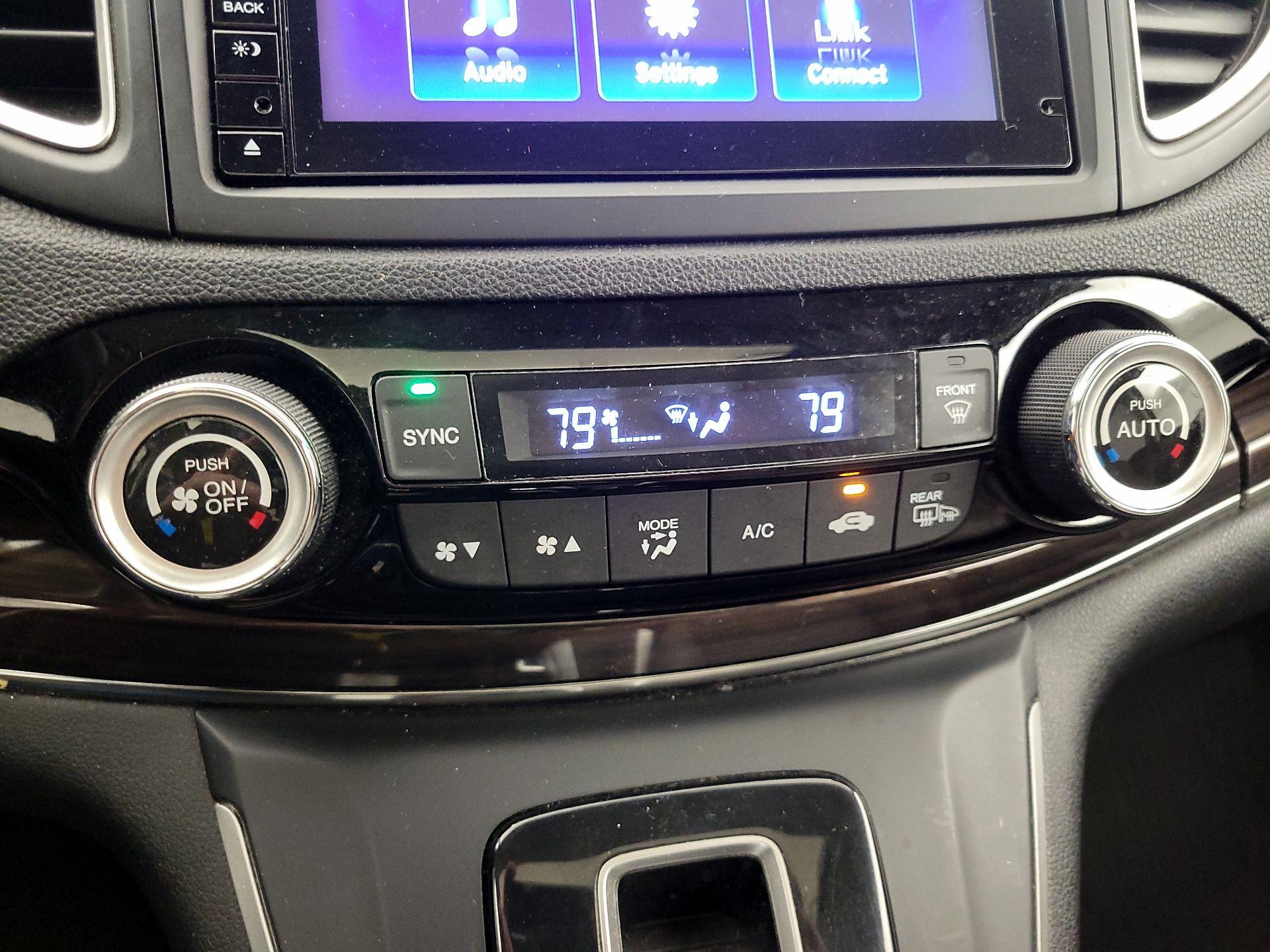 Thumbnail: 2015 Honda CR-V - 17